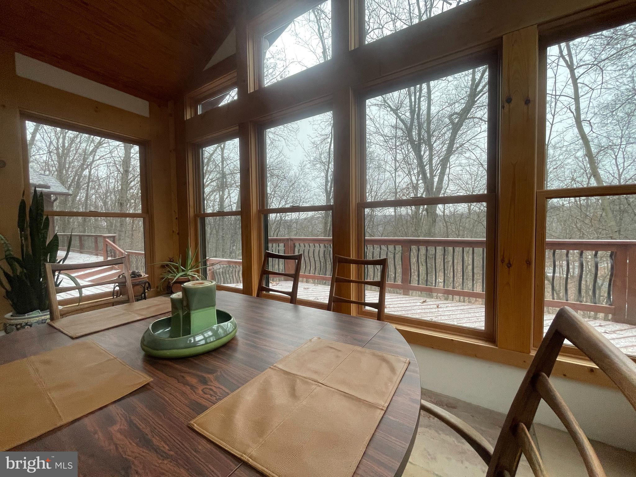 SOMERSET - Residential