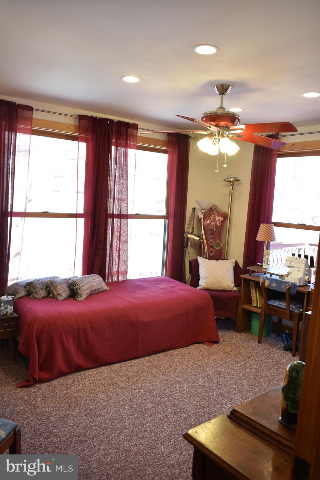 SOMERSET - Residential