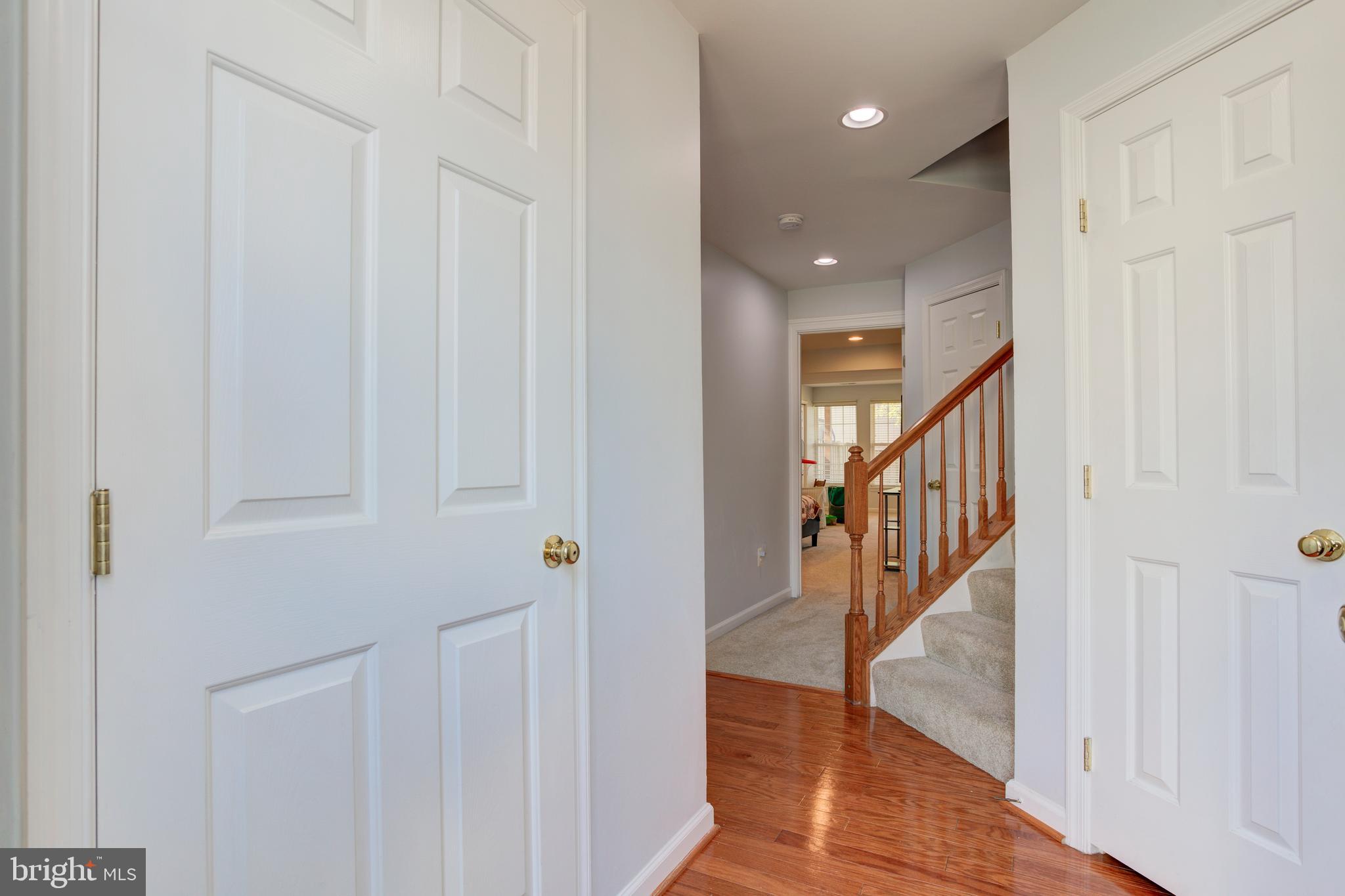 RIVERSIDE STATION - Residential Lease