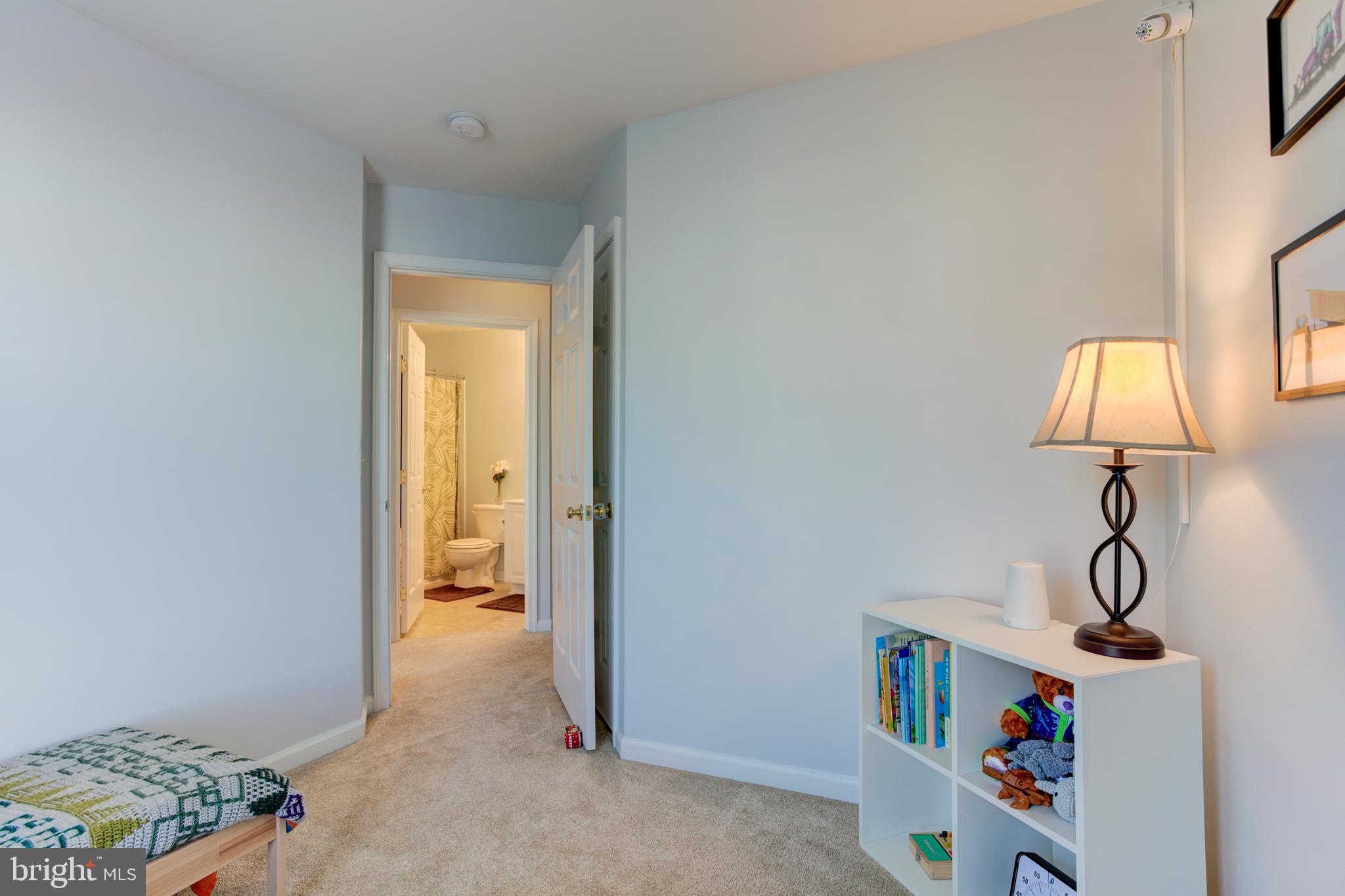 RIVERSIDE STATION - Residential Lease