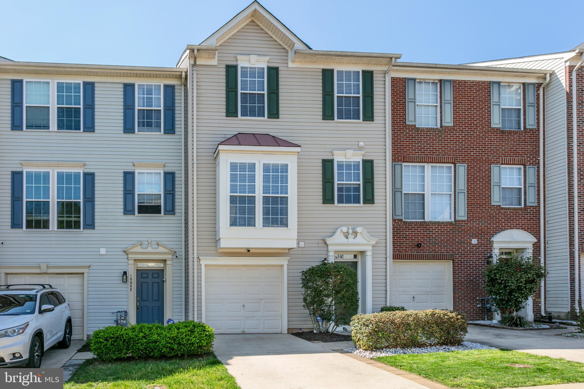 RIVERSIDE STATION - Residential Lease