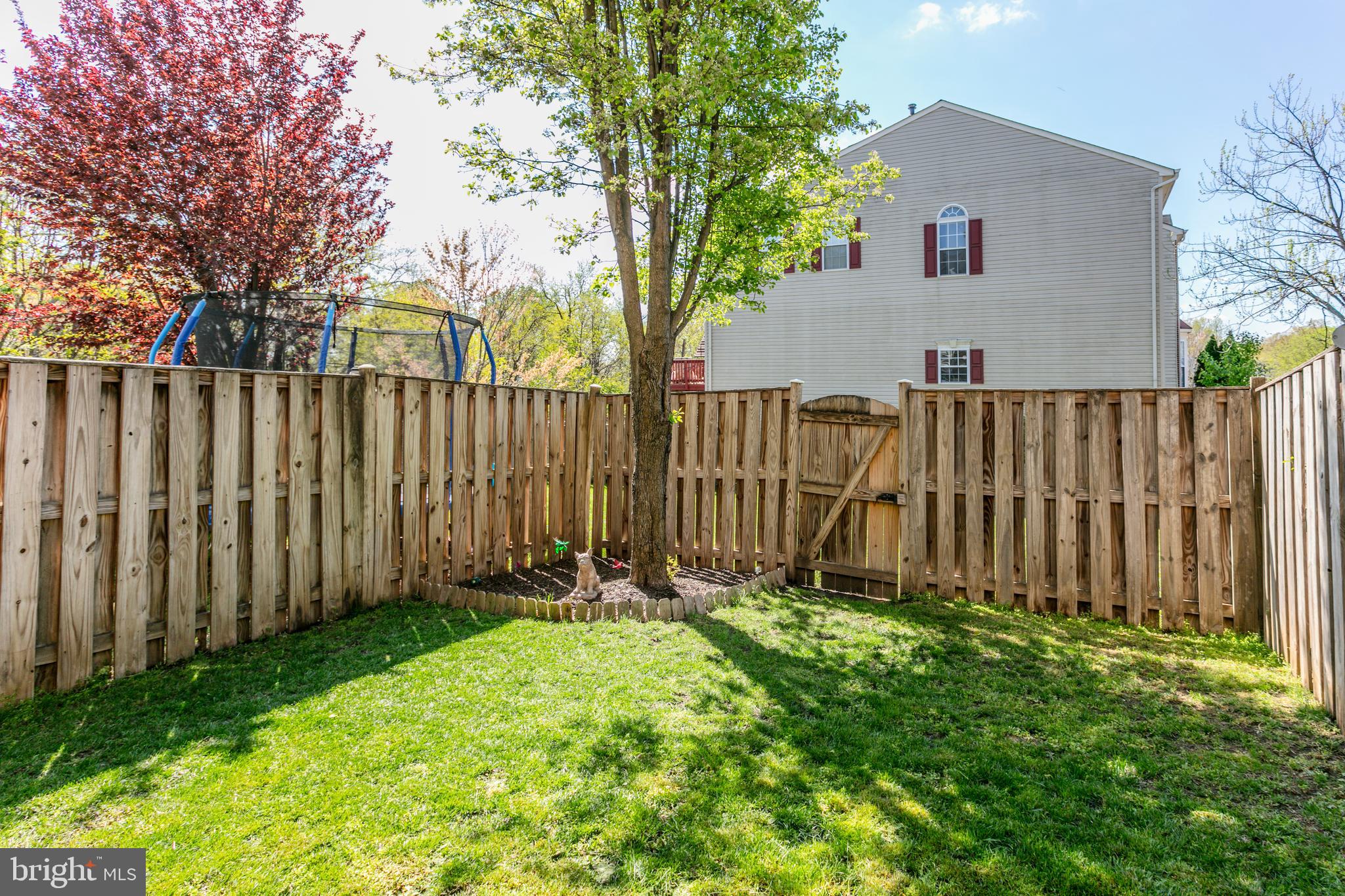 RIVERSIDE STATION - Residential Lease