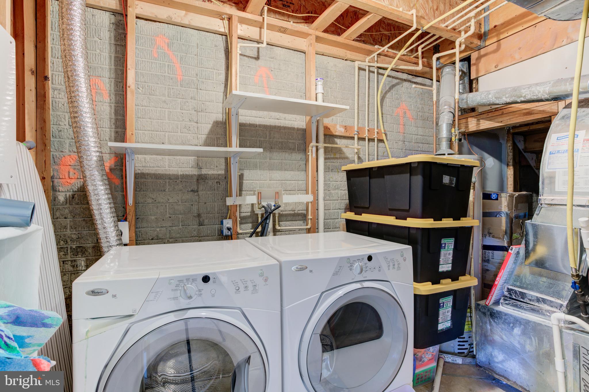 RIVERSIDE STATION - Residential Lease