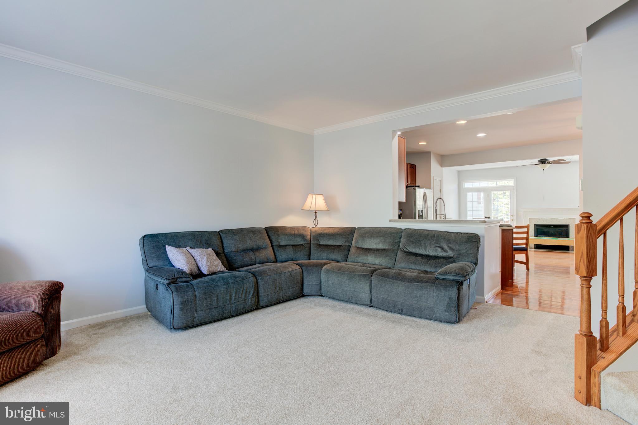 RIVERSIDE STATION - Residential Lease