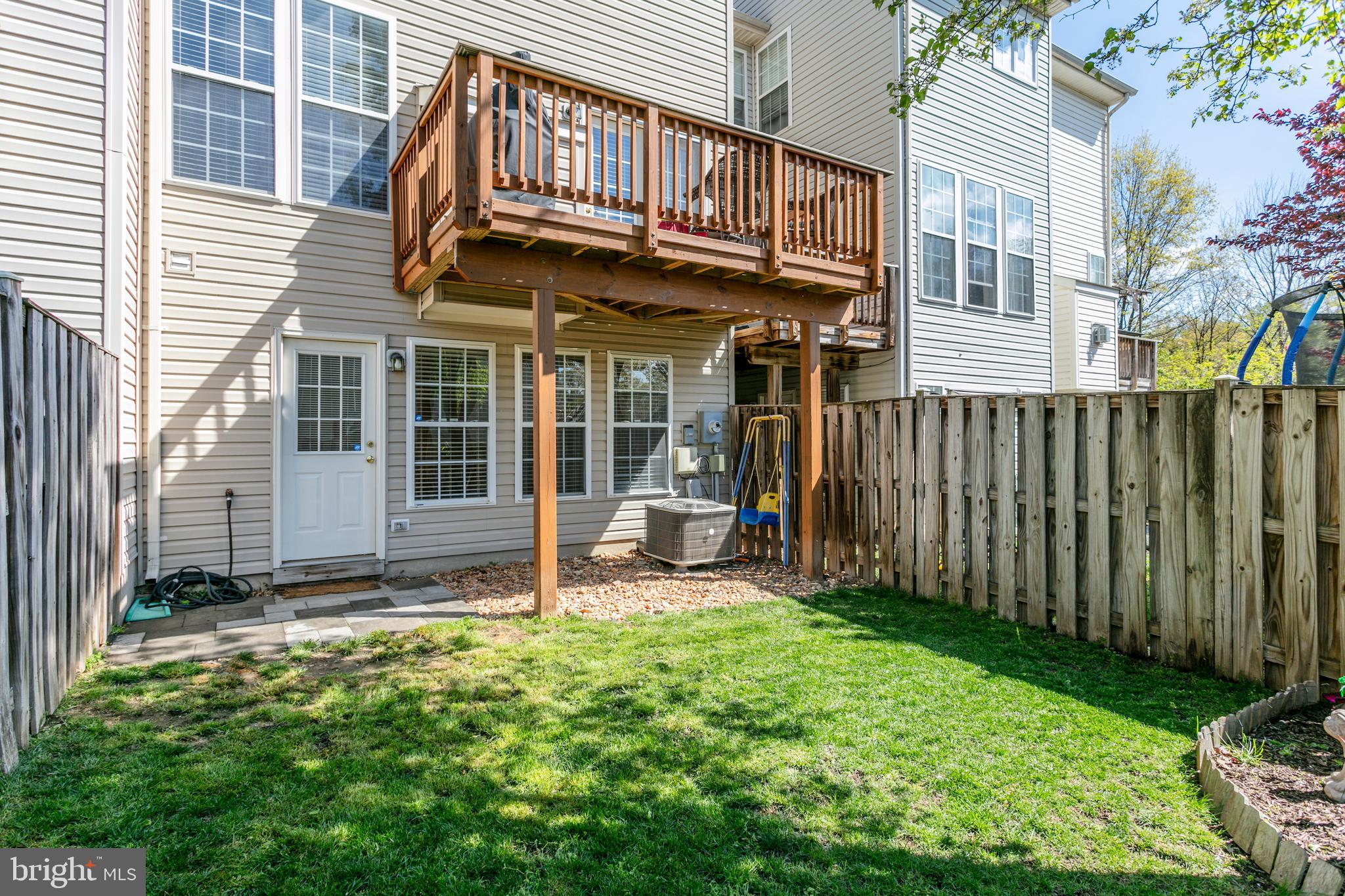 RIVERSIDE STATION - Residential Lease