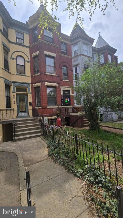 1126 PARK ROAD NW WASHINGTON DC 20010