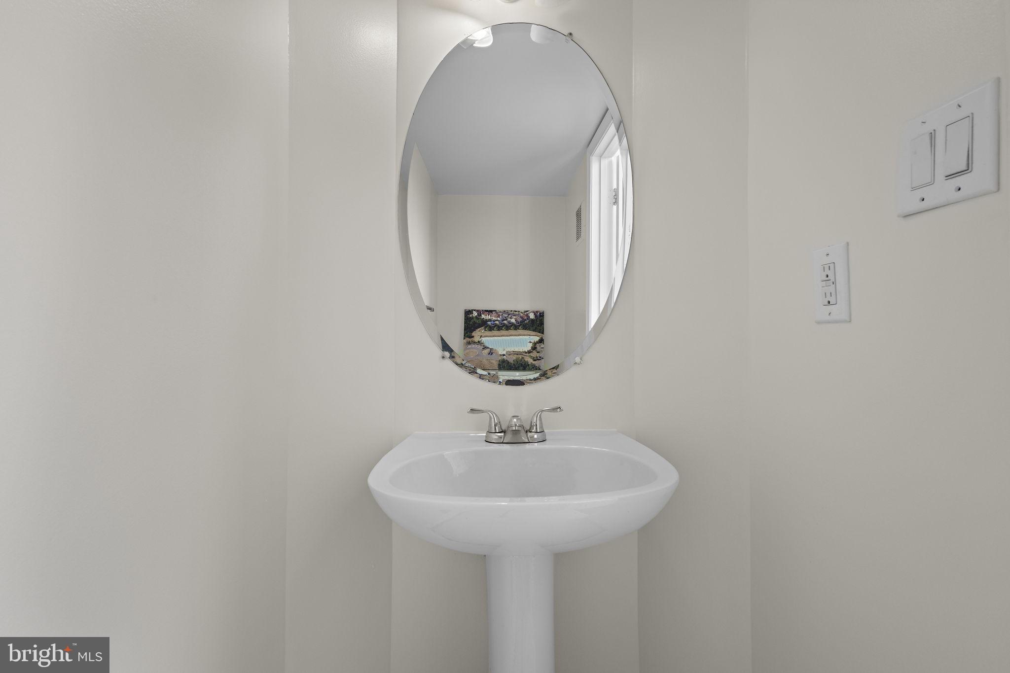 10828 CARAWAY CIRCLE