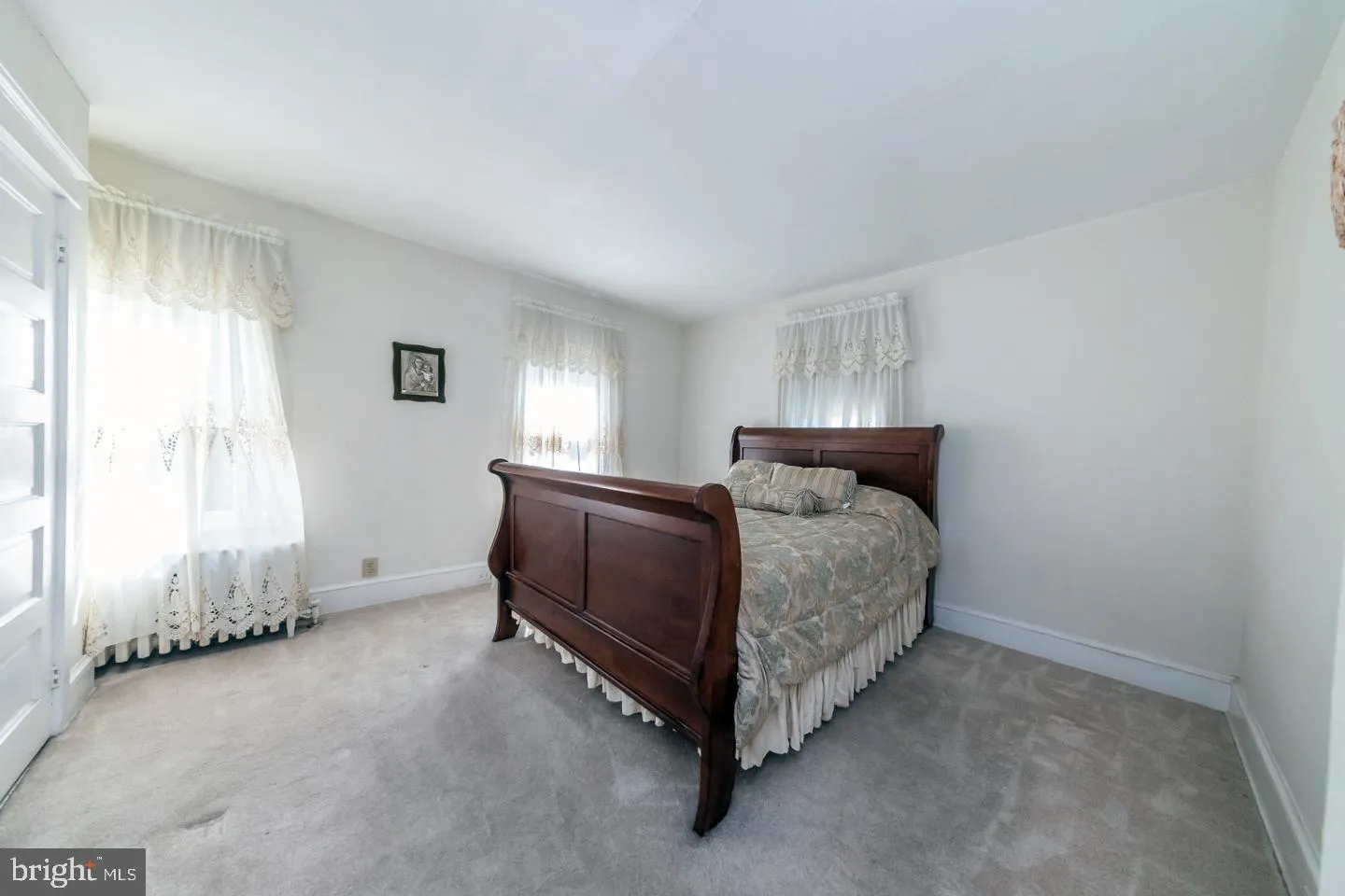 Vineland, New Jersey 08360, United States, 4 Bedrooms Bedrooms, ,2 BathroomsBathrooms,Residential,Active,214618