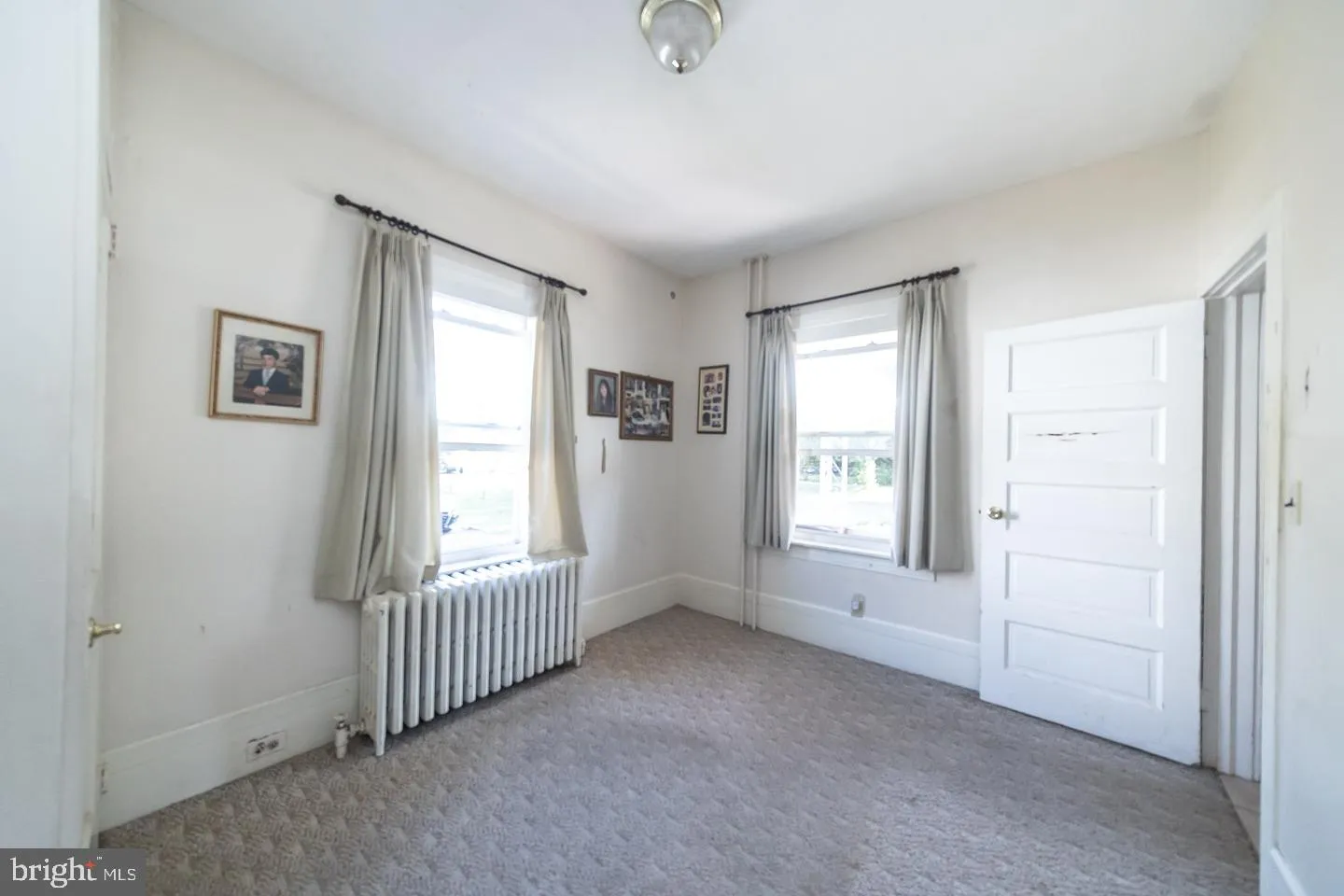 Vineland, New Jersey 08360, United States, 4 Bedrooms Bedrooms, ,2 BathroomsBathrooms,Residential,Active,214618