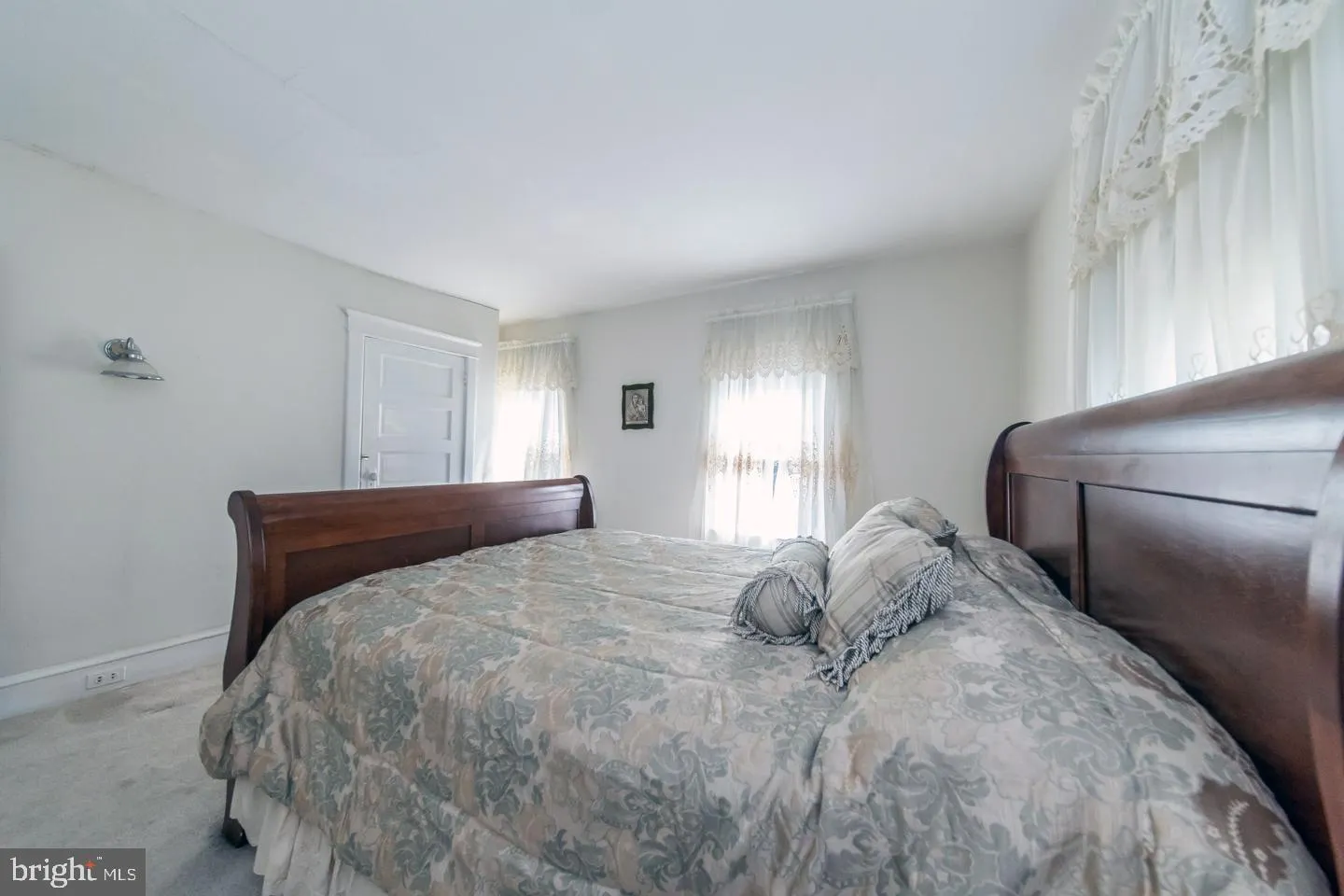 Vineland, New Jersey 08360, United States, 4 Bedrooms Bedrooms, ,2 BathroomsBathrooms,Residential,Active,214618