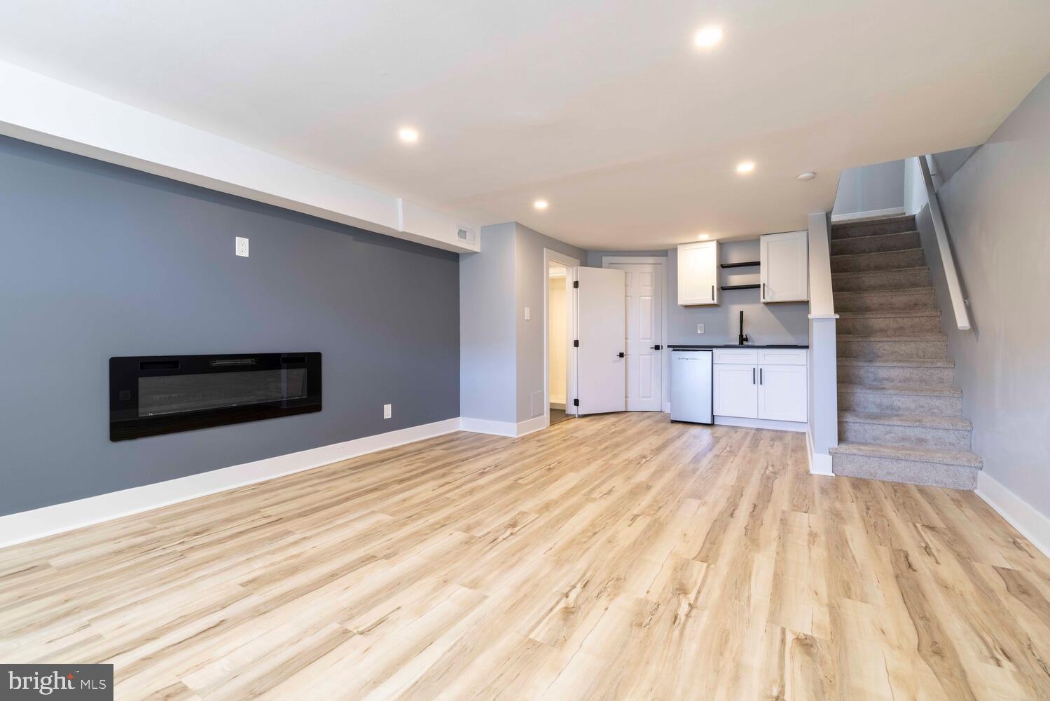 EAST MT AIRY - Residential