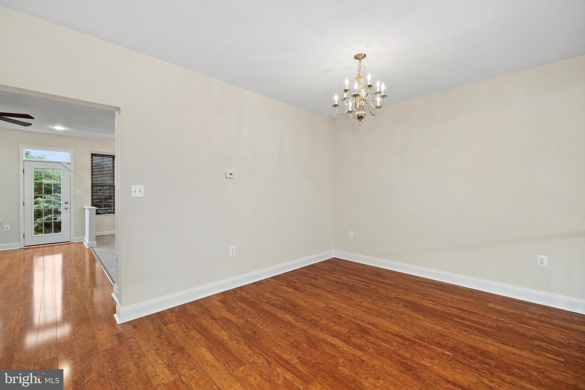 POTOMAC CROSSING - Residential