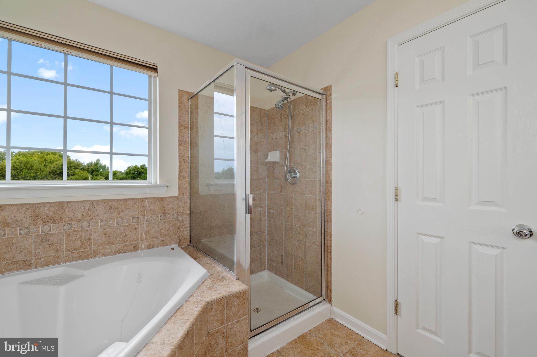 POTOMAC CROSSING - Residential