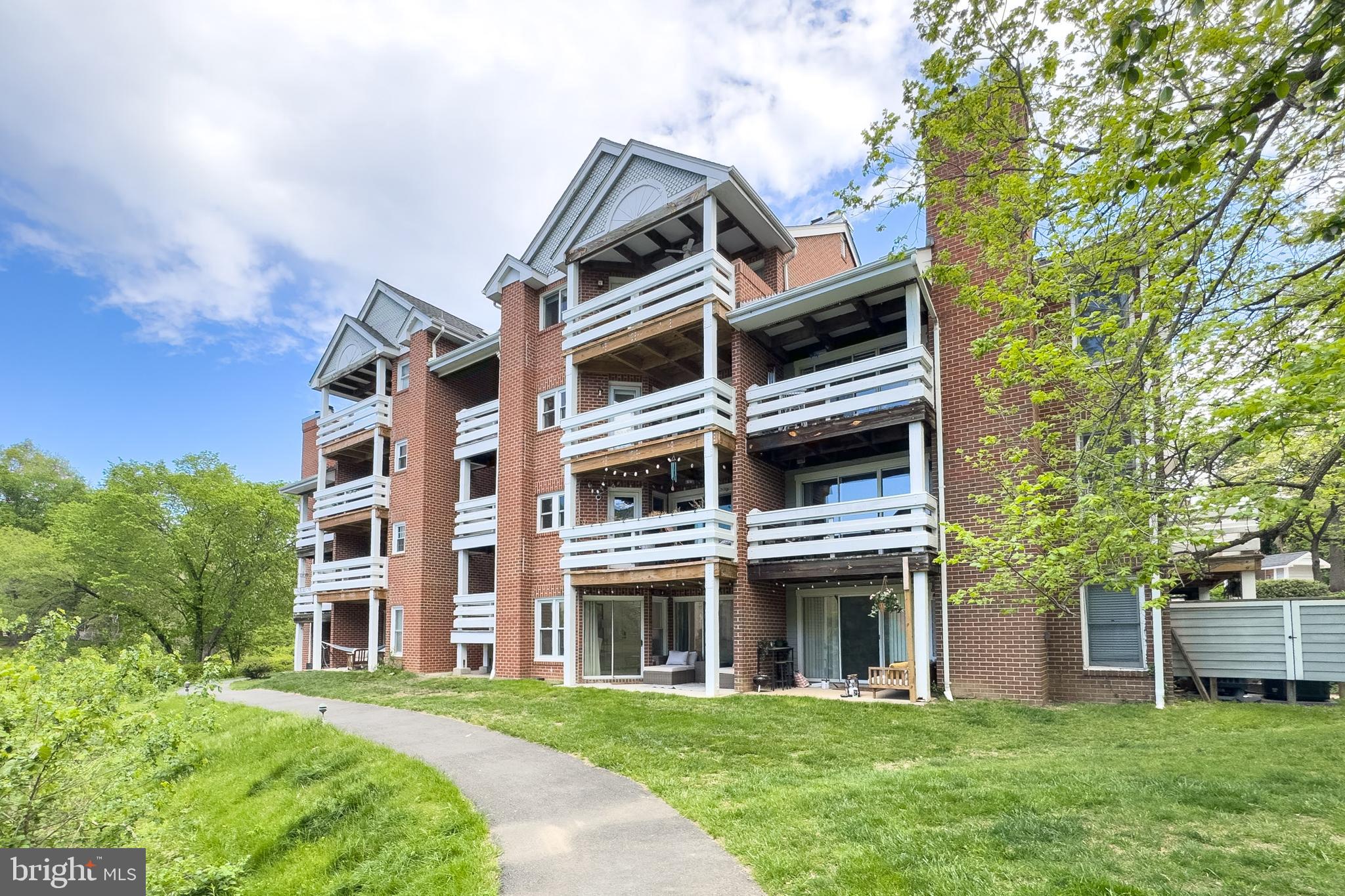 THE COVE - Residential