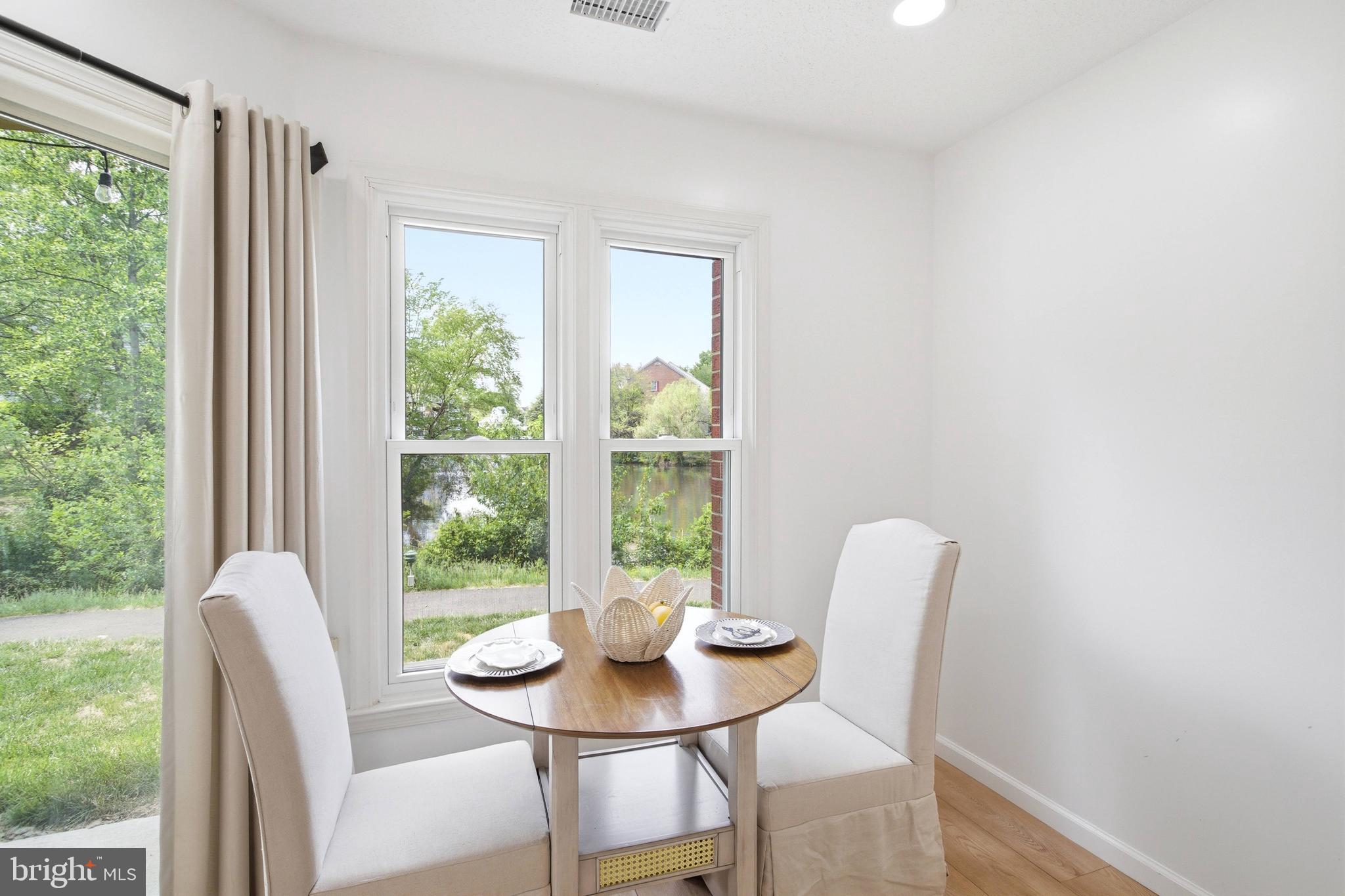 THE COVE - Residential