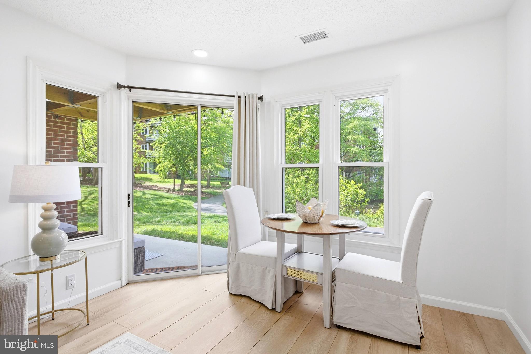 THE COVE - Residential