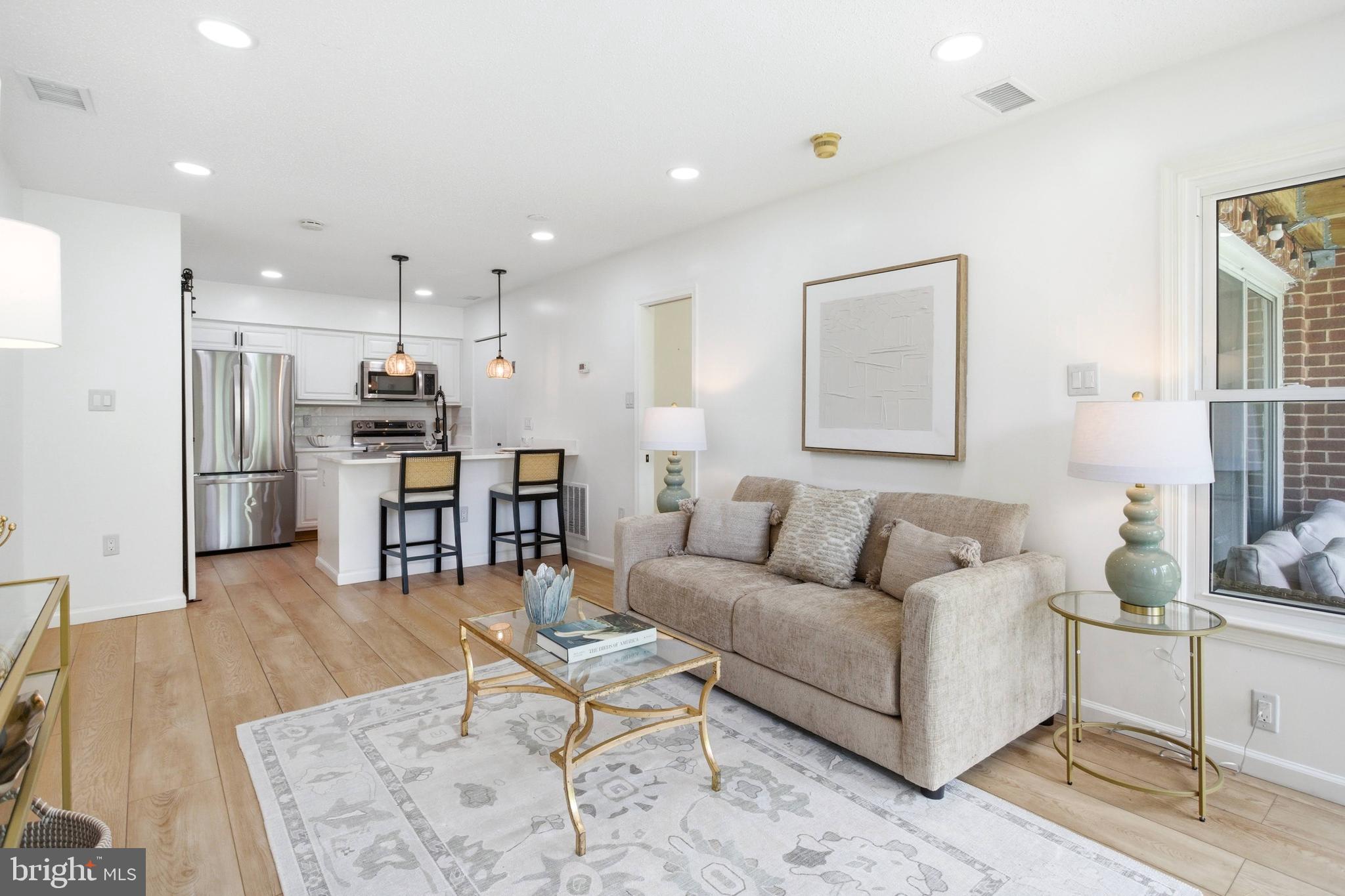 THE COVE - Residential