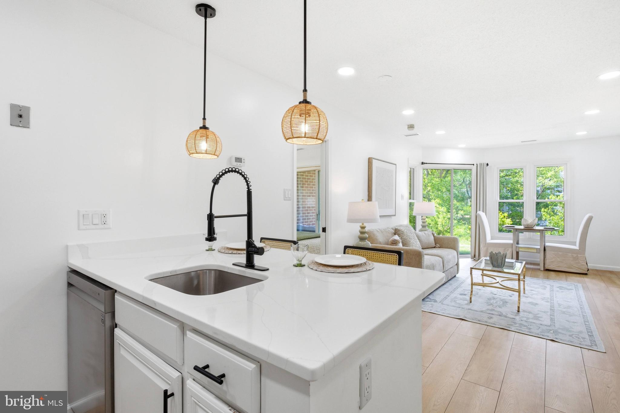 THE COVE - Residential