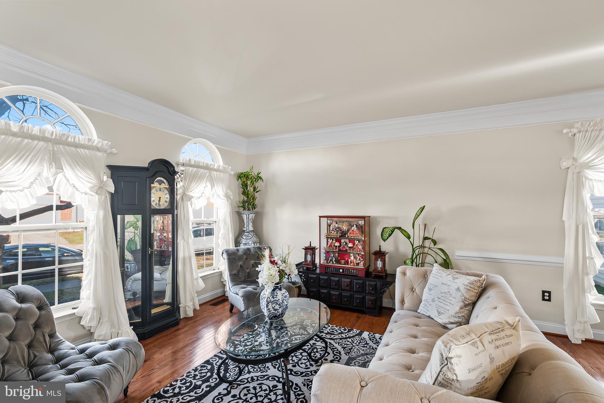 LEE'S PARKE - Residential