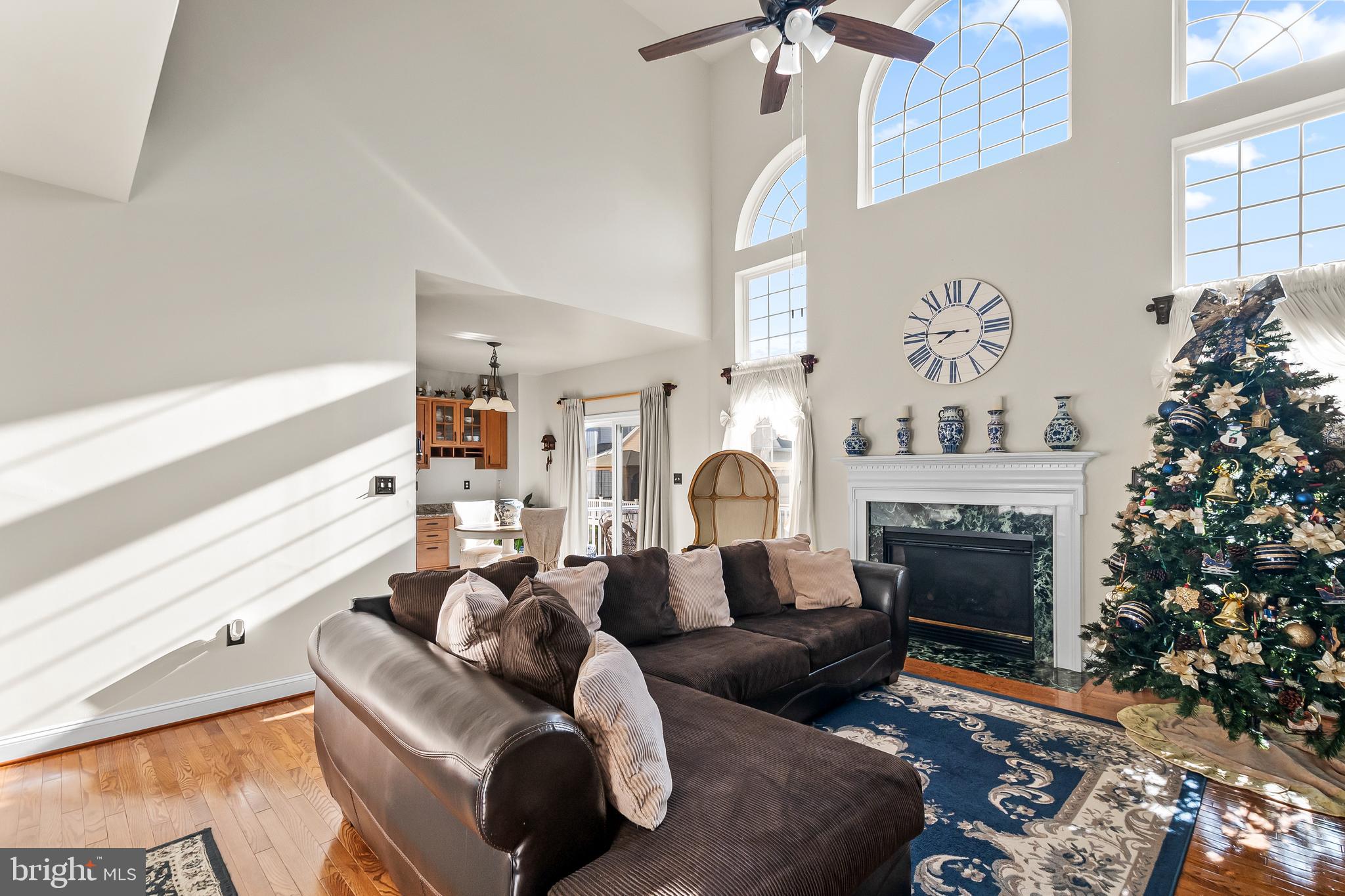 LEE'S PARKE - Residential