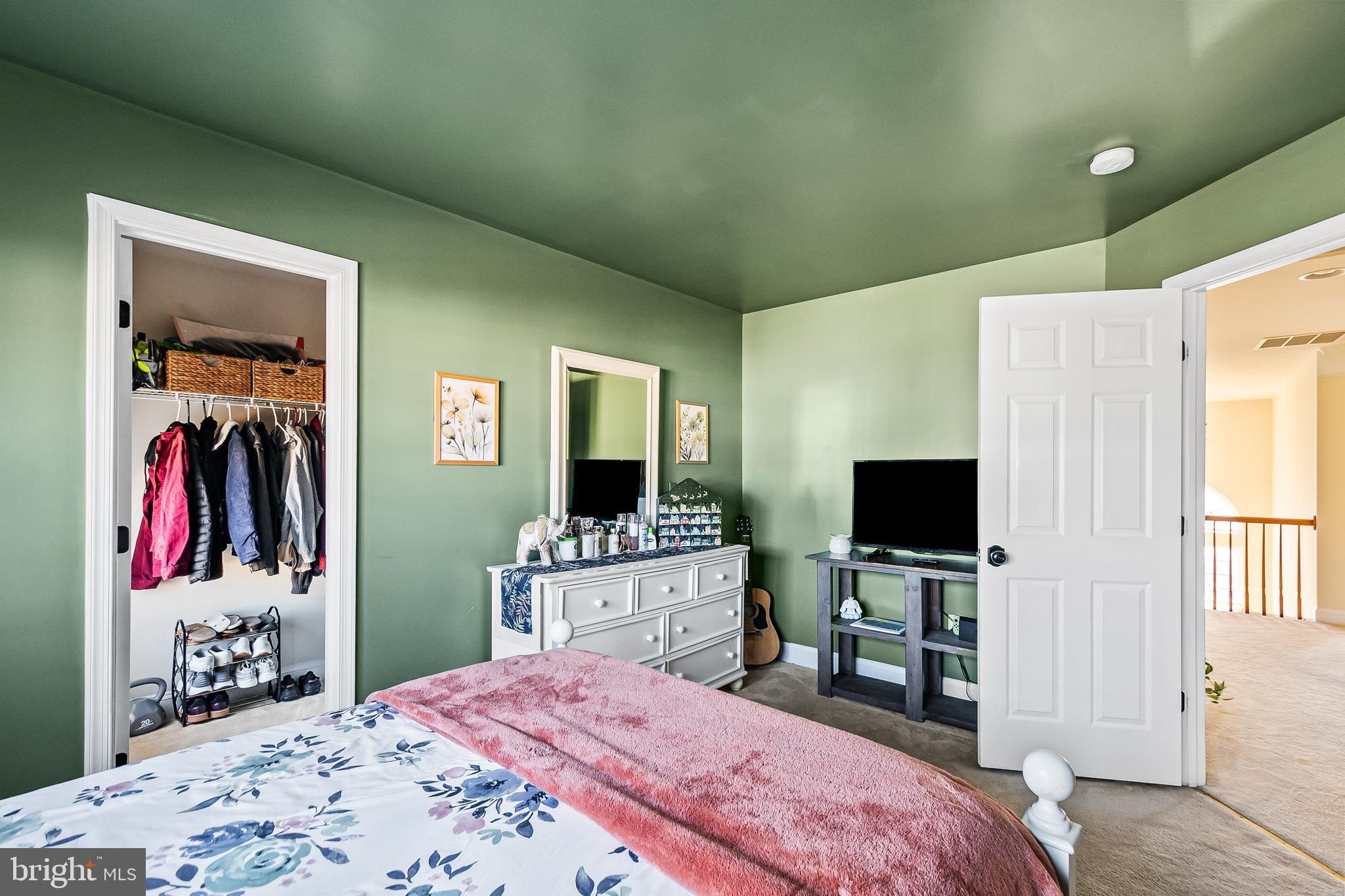 LEE'S PARKE - Residential