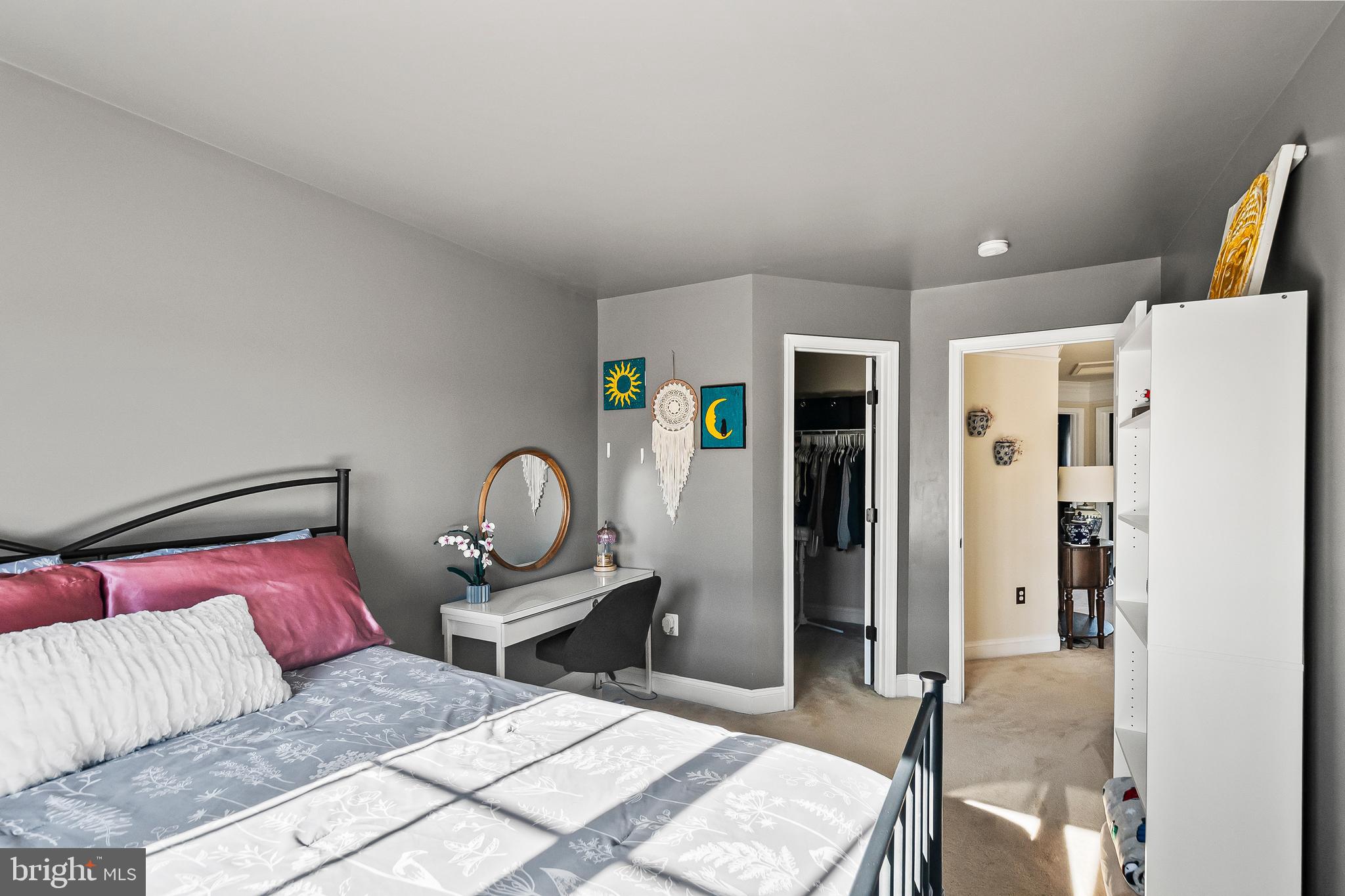 LEE'S PARKE - Residential