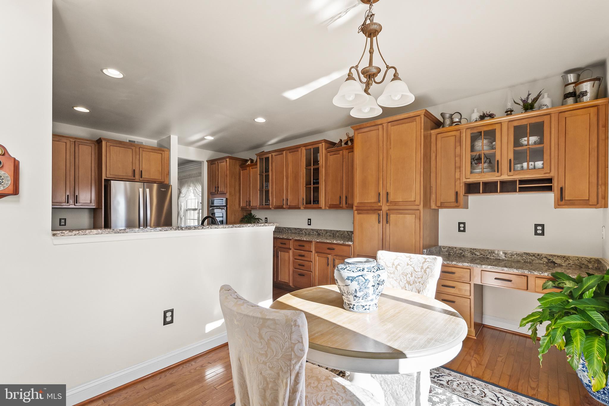 LEE'S PARKE - Residential