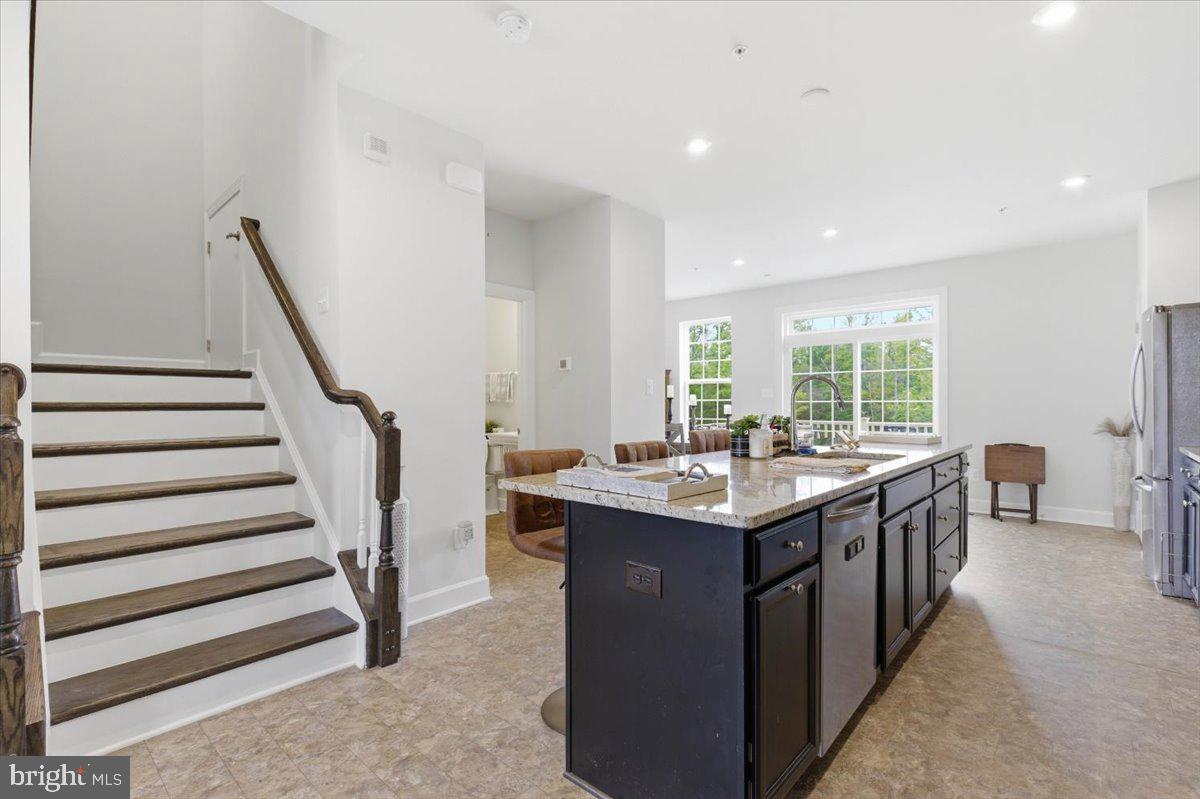 HAMILTON PARK - Residential