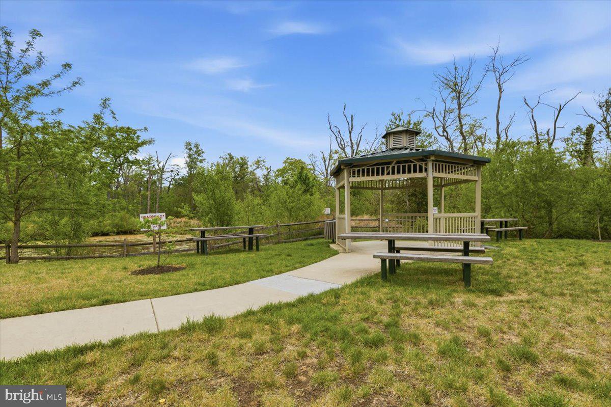 HAMILTON PARK - Residential