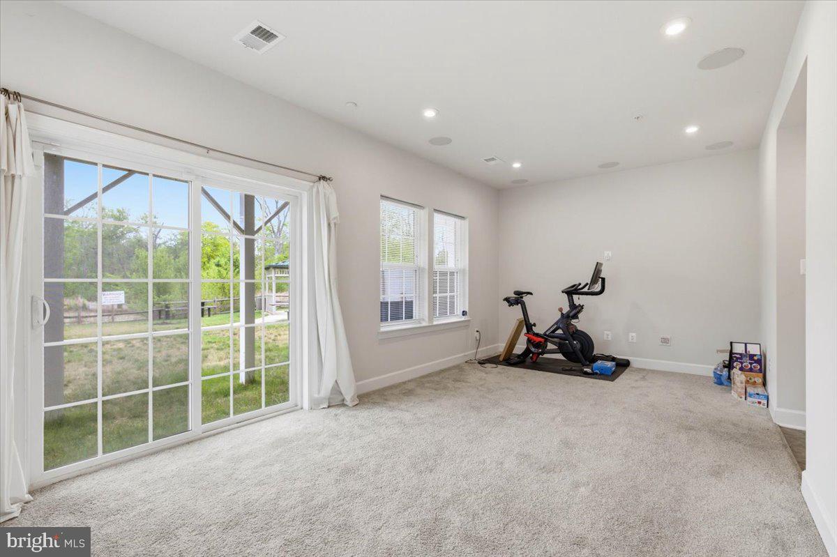 HAMILTON PARK - Residential