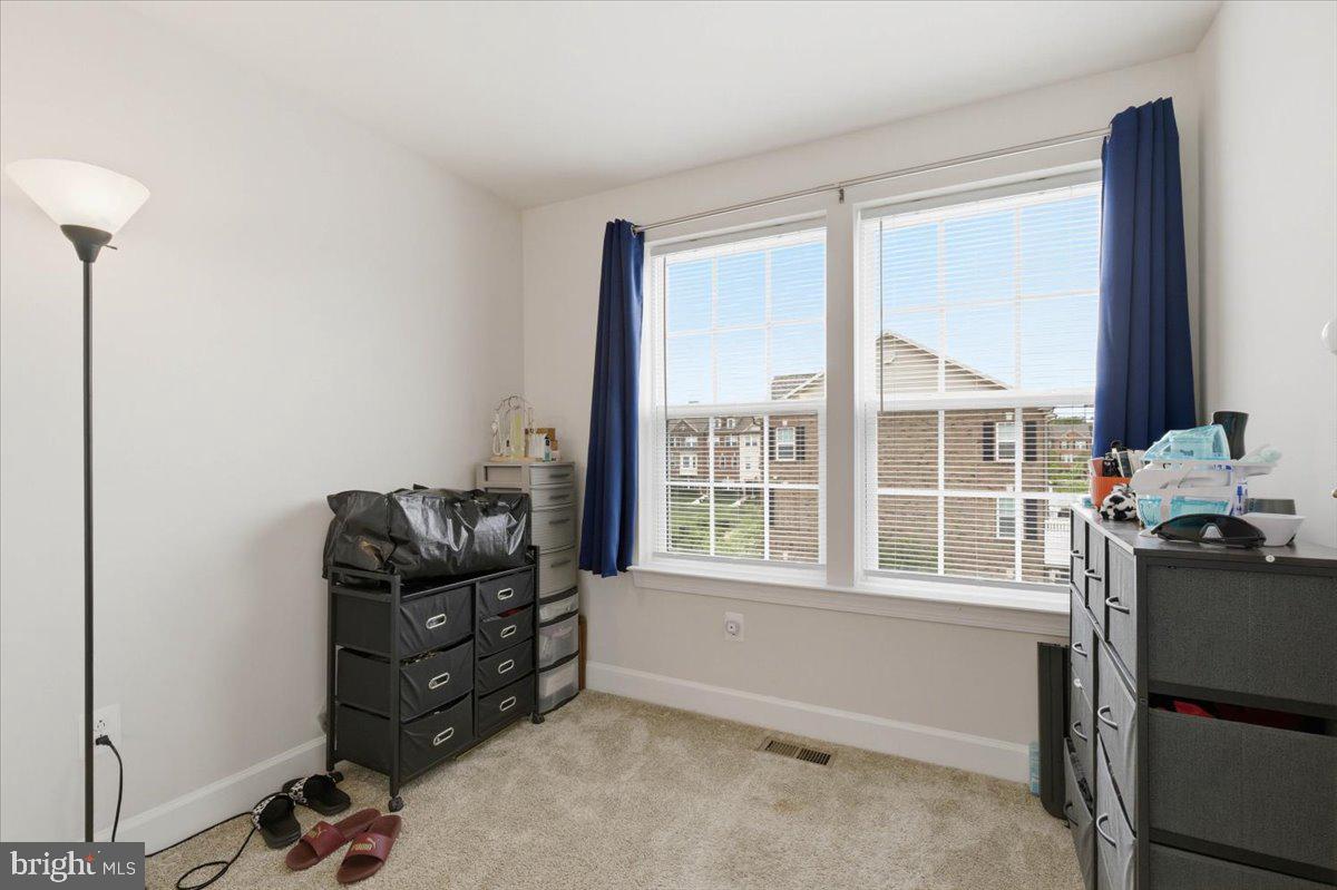 HAMILTON PARK - Residential