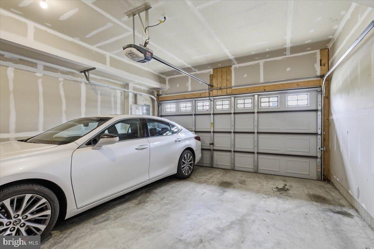 HAMILTON PARK - Residential