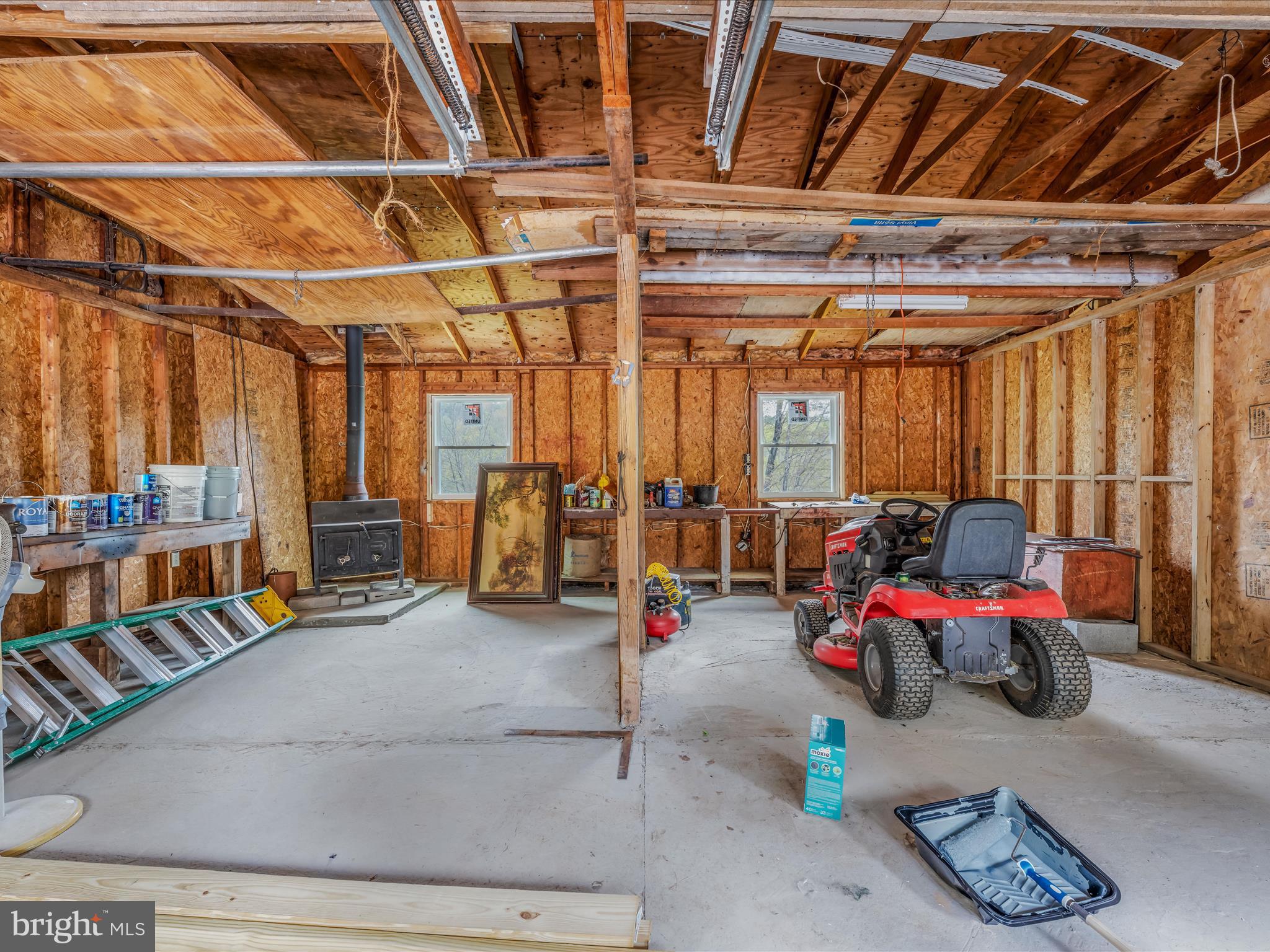 OLD MORGAN FARMS - Residential