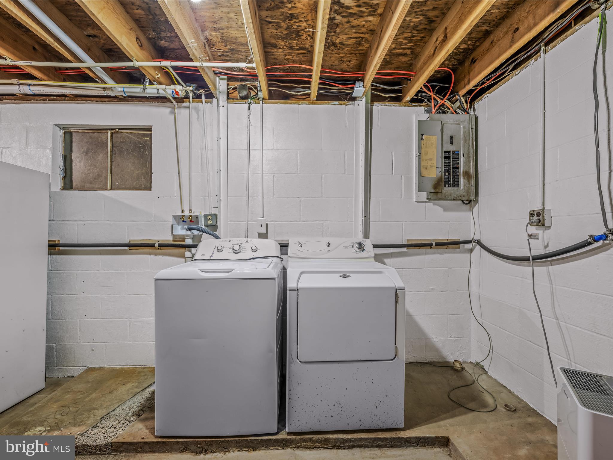 OLD MORGAN FARMS - Residential