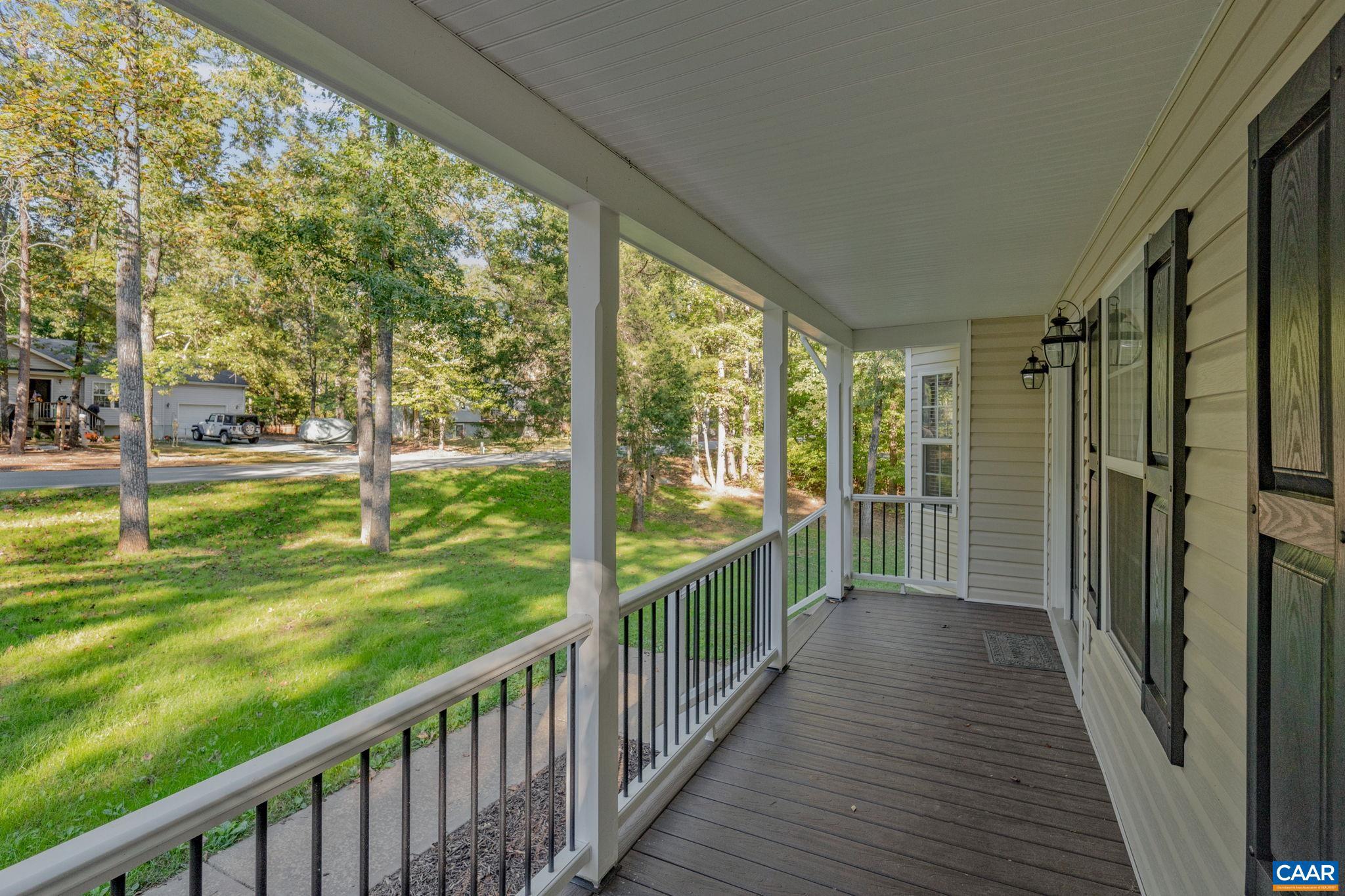 LAKE MONTICELLO - Residential