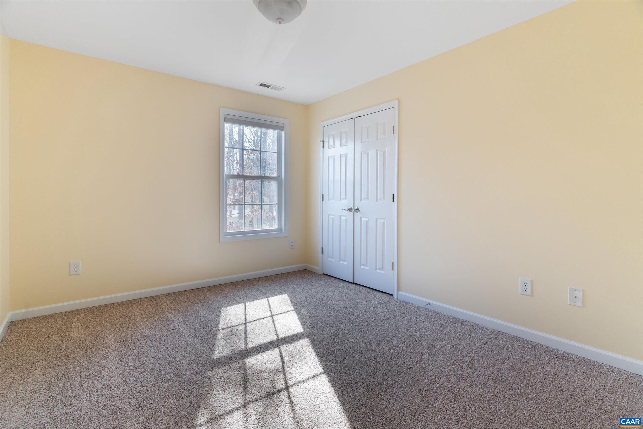 LAKE MONTICELLO - Residential