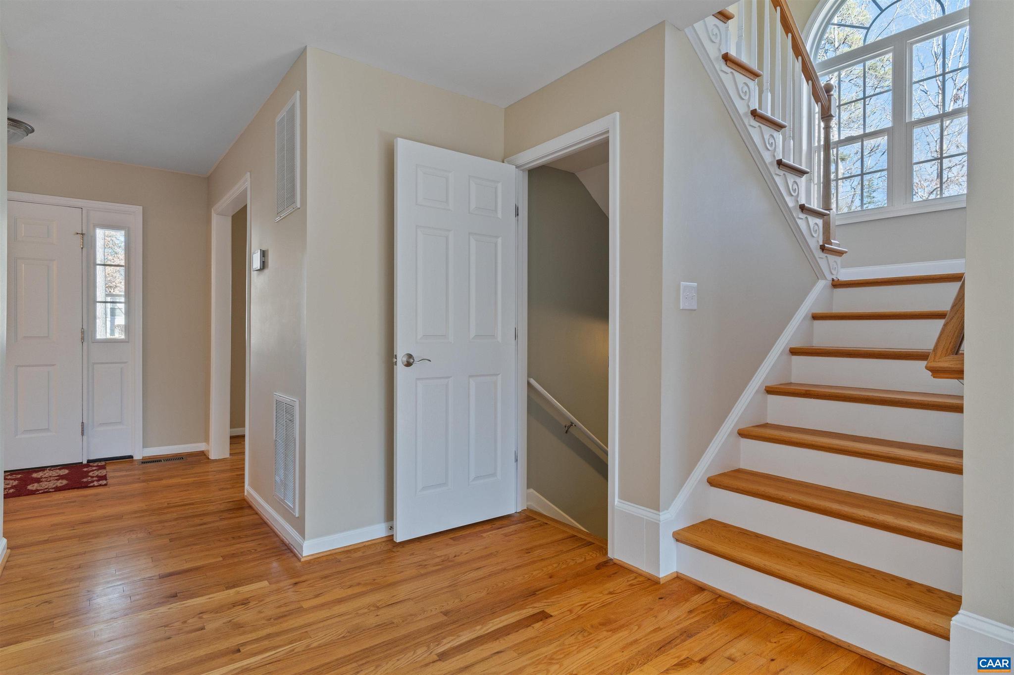 LAKE MONTICELLO - Residential