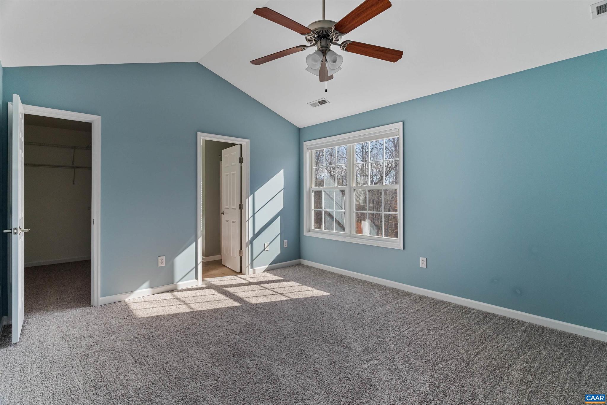 LAKE MONTICELLO - Residential