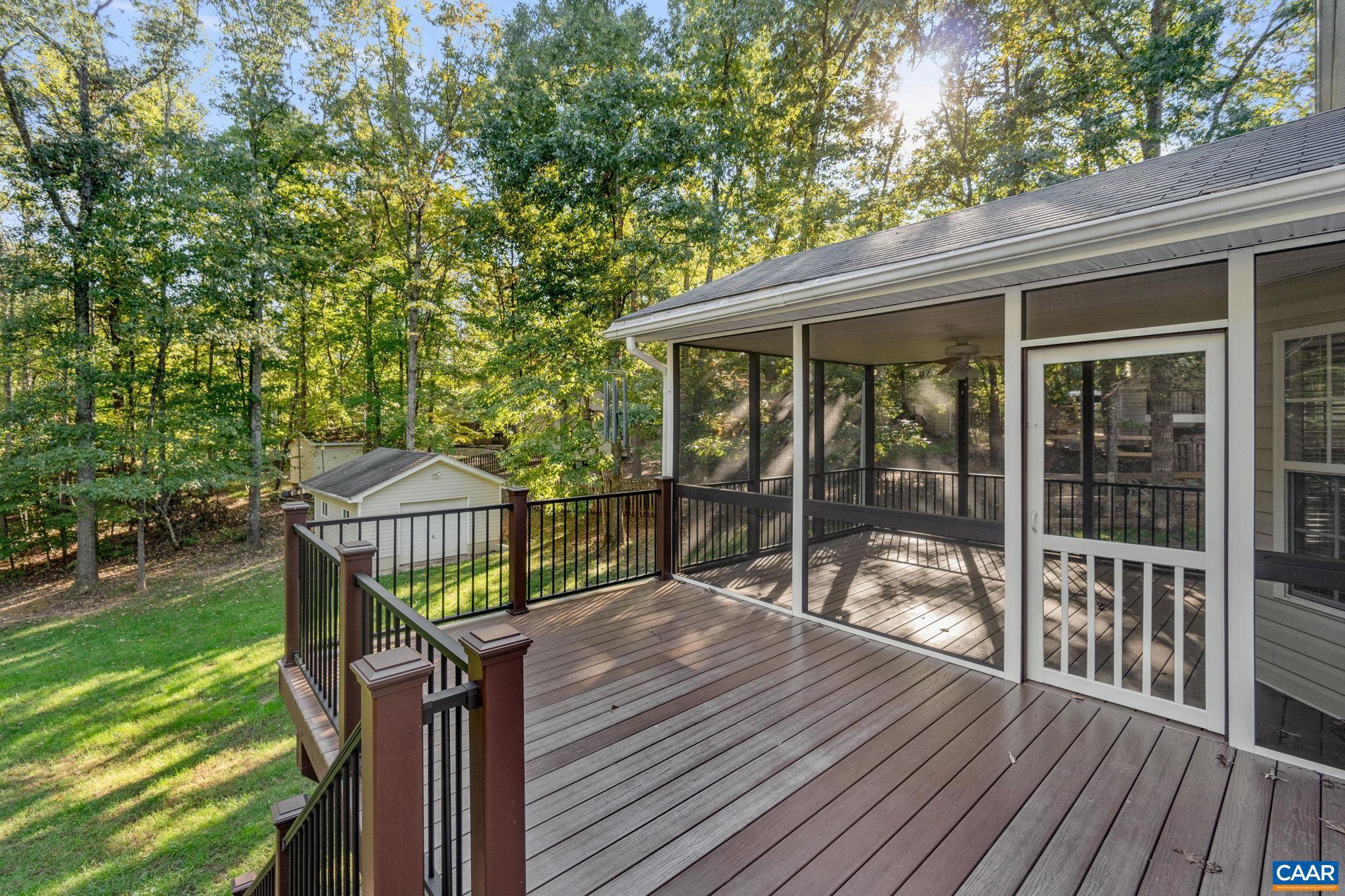 LAKE MONTICELLO - Residential