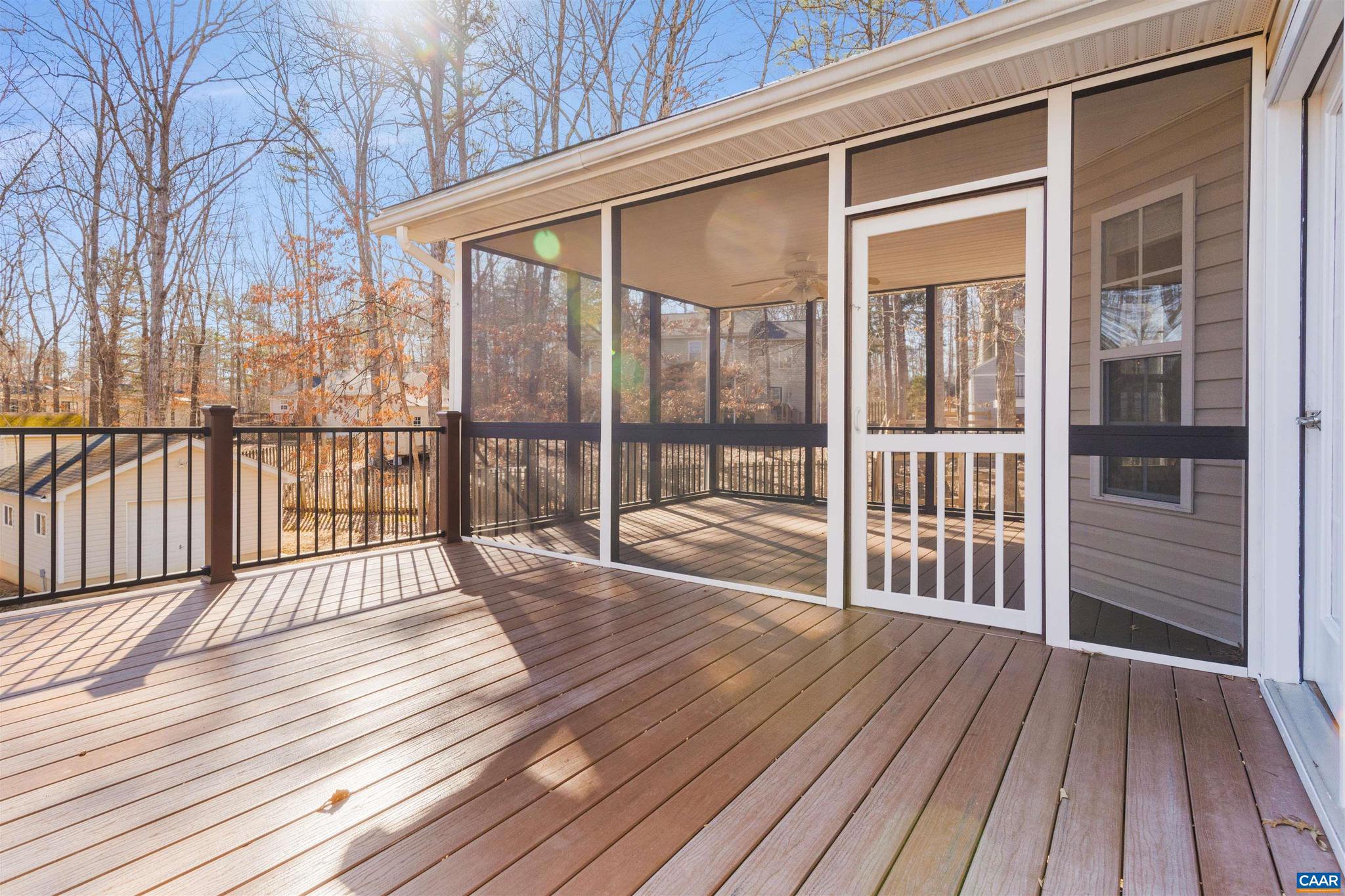 LAKE MONTICELLO - Residential