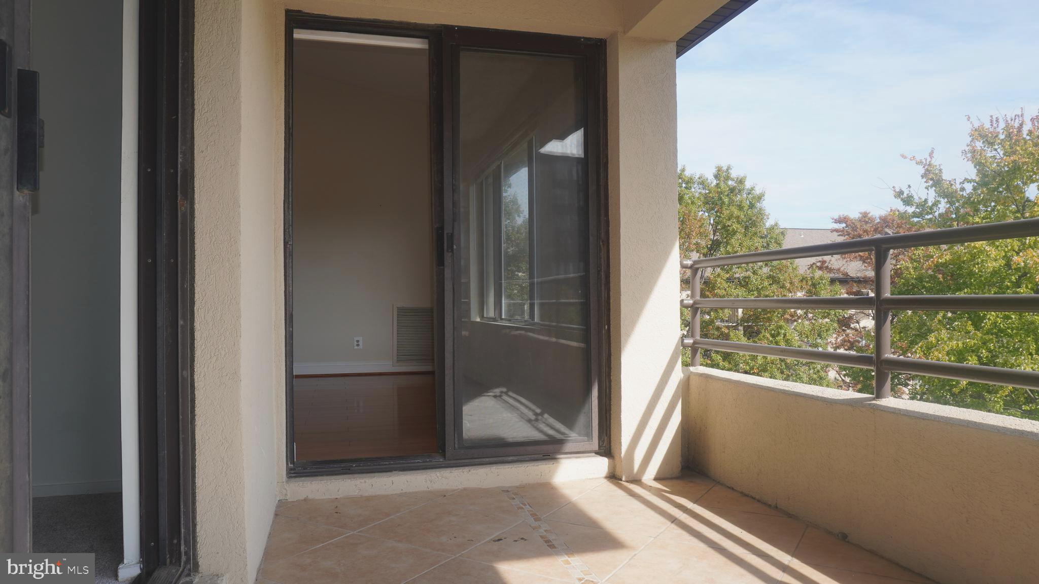 MIRAMONT VILLAS CODM - Residential Lease