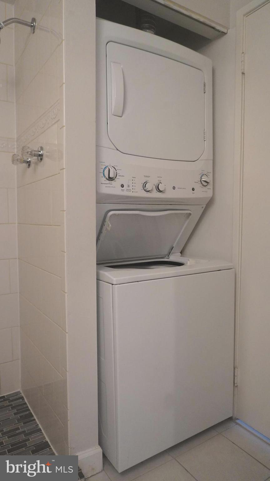 MIRAMONT VILLAS CODM - Residential Lease