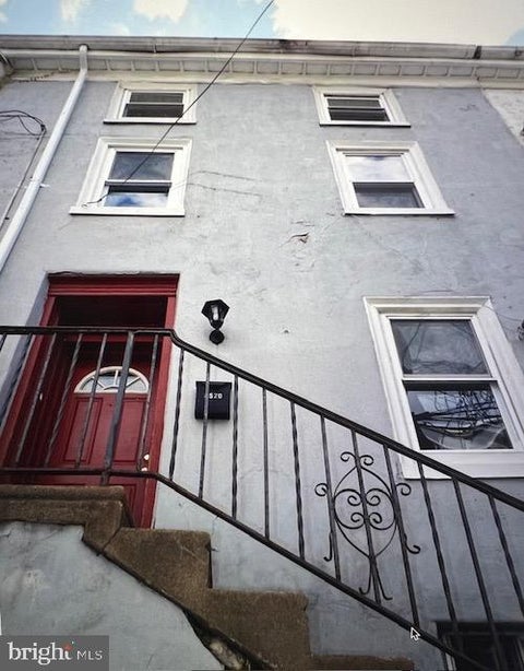 Townhouse For Rent - 4520 Baker Street<br/> PHILADELPHIA, PA 19127
