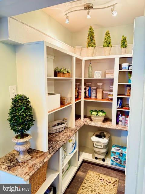 MIDDLESEX TWP - Residential