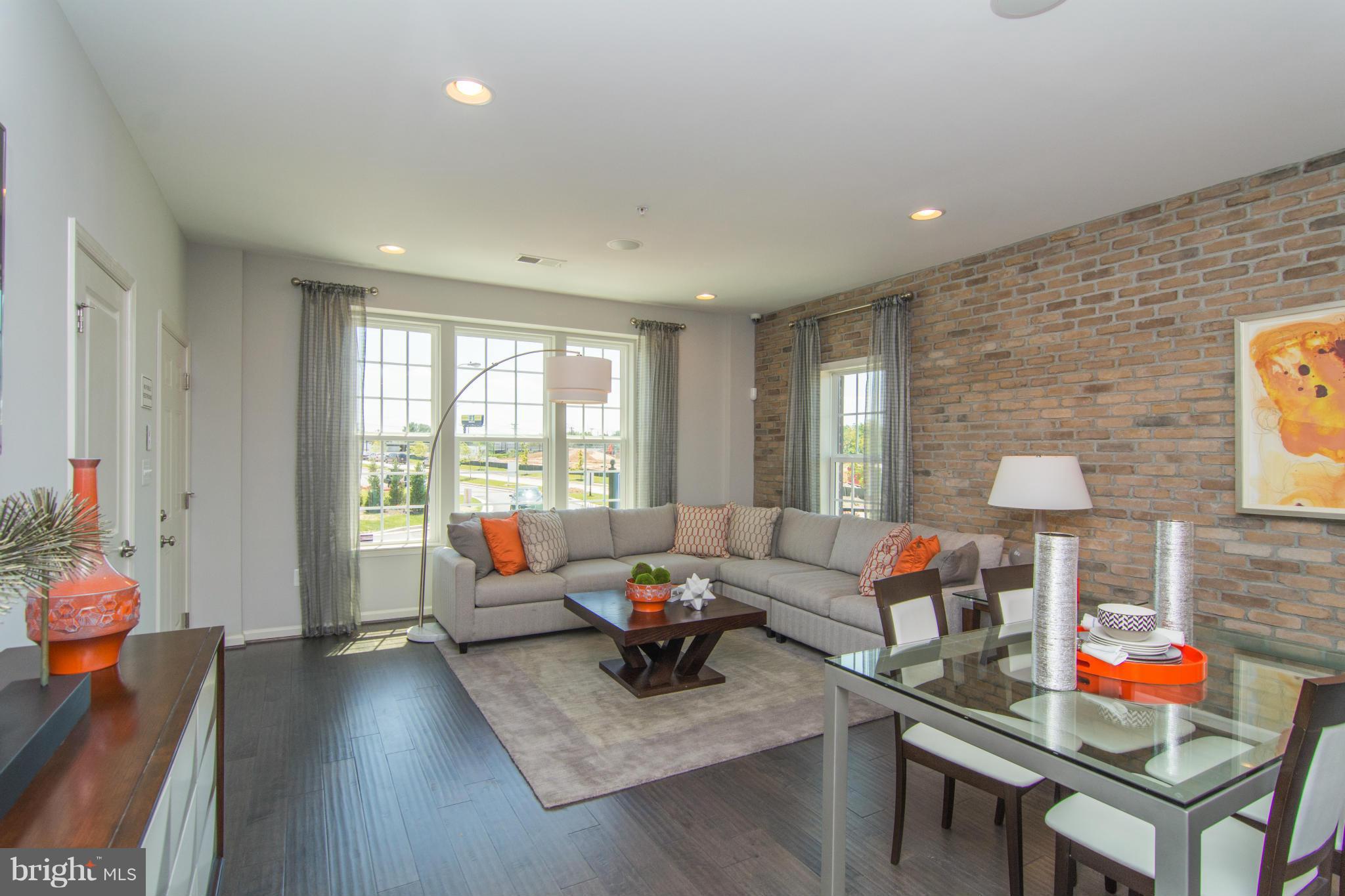 GREENBELT STATION - Residential