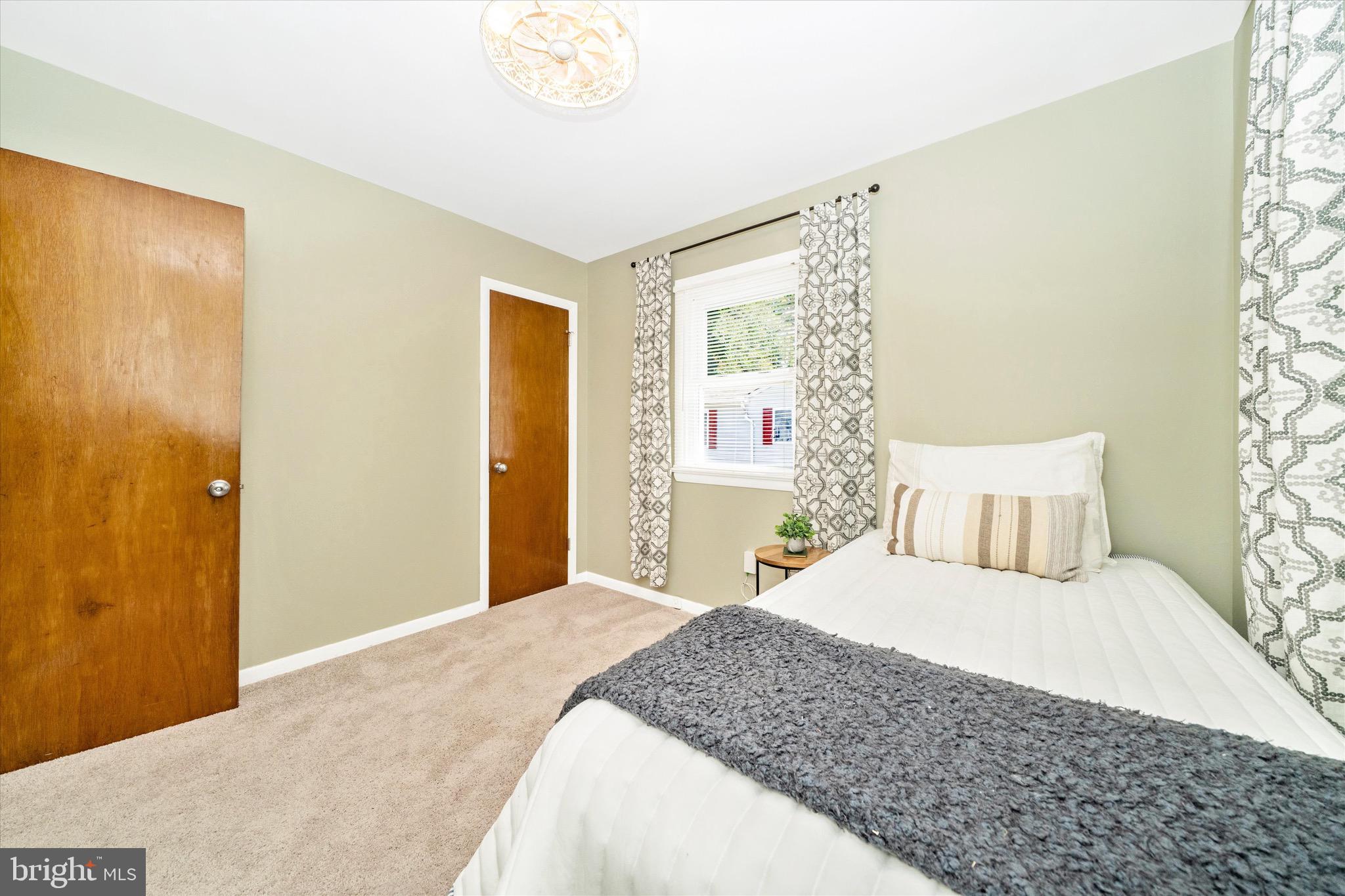 SAVAGE MEADOWS - Residential