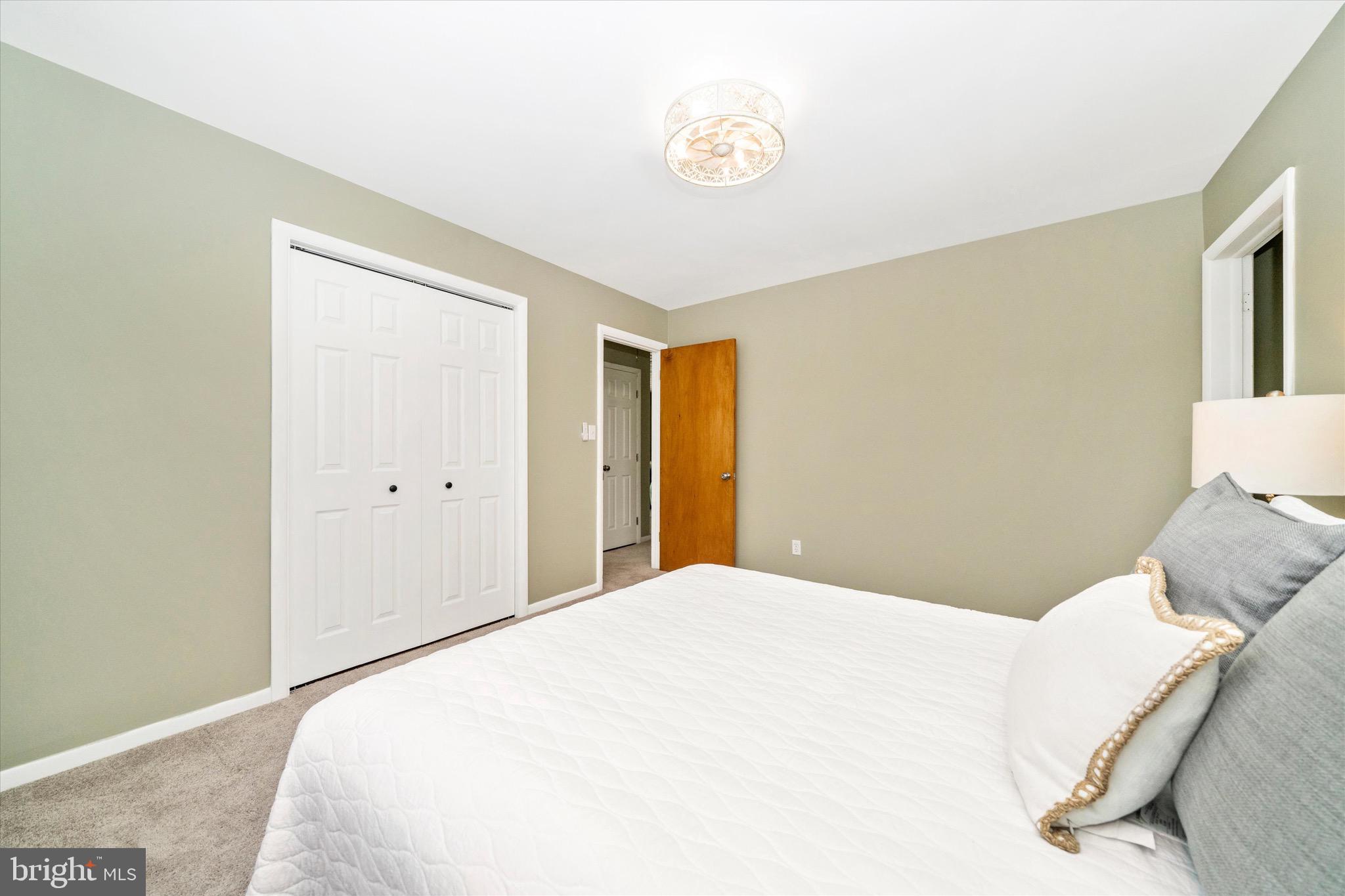 SAVAGE MEADOWS - Residential