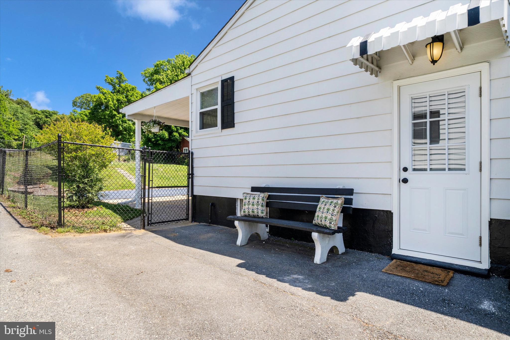 SAVAGE MEADOWS - Residential