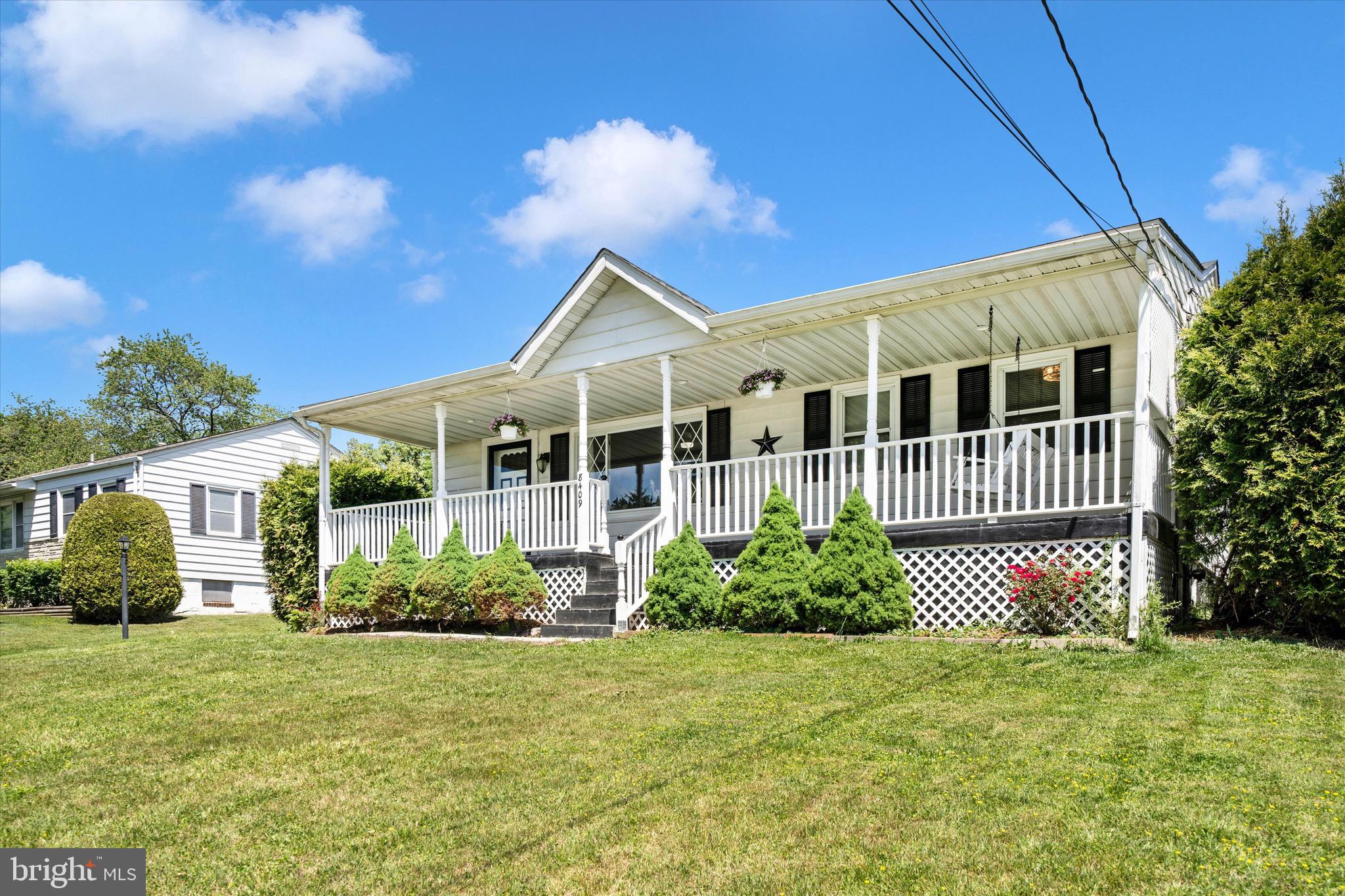 SAVAGE MEADOWS - Residential
