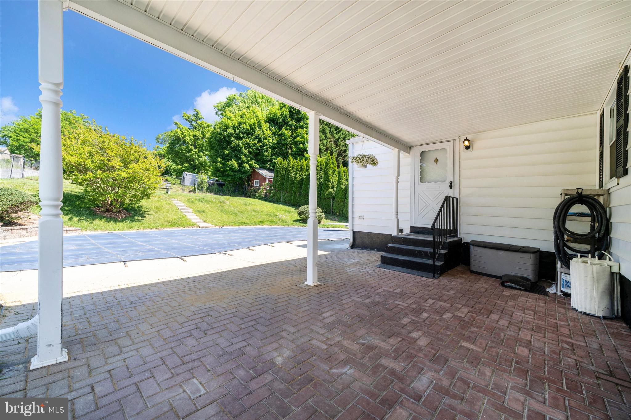 SAVAGE MEADOWS - Residential